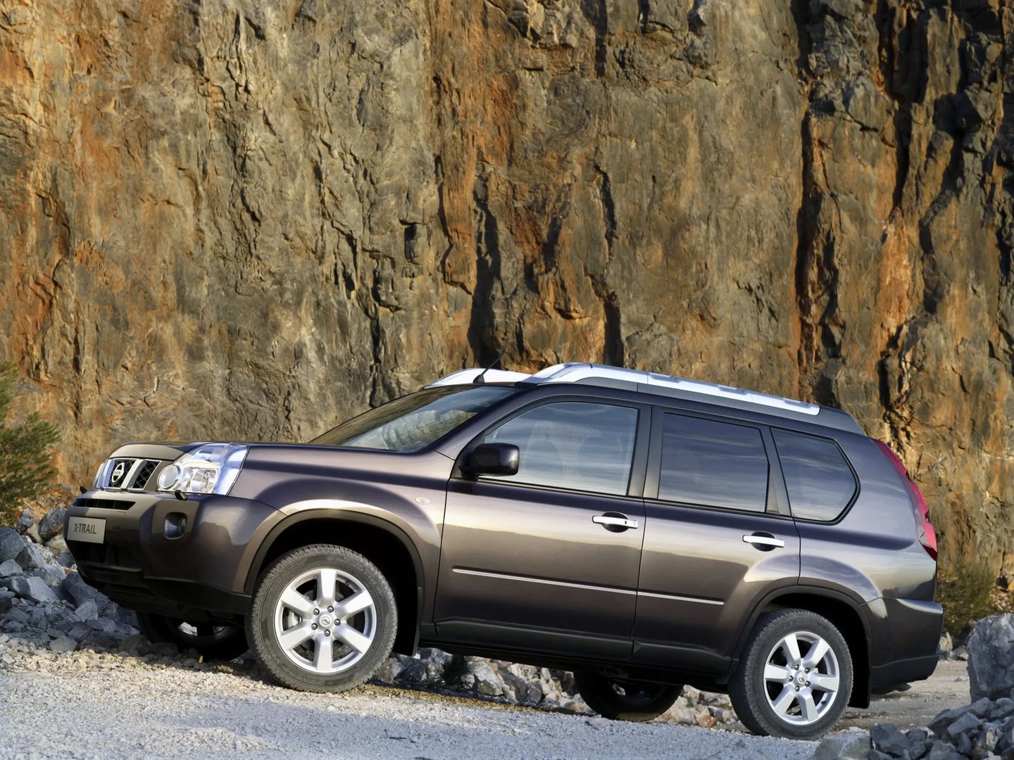 Nissan_X-Trail_2_generation__SUV_5-doors__3.jpg