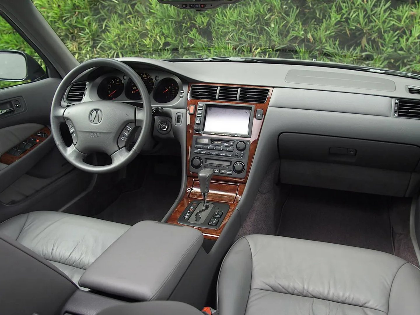 Acura_RL_1_generation_restyling__Sedan__12.jpg