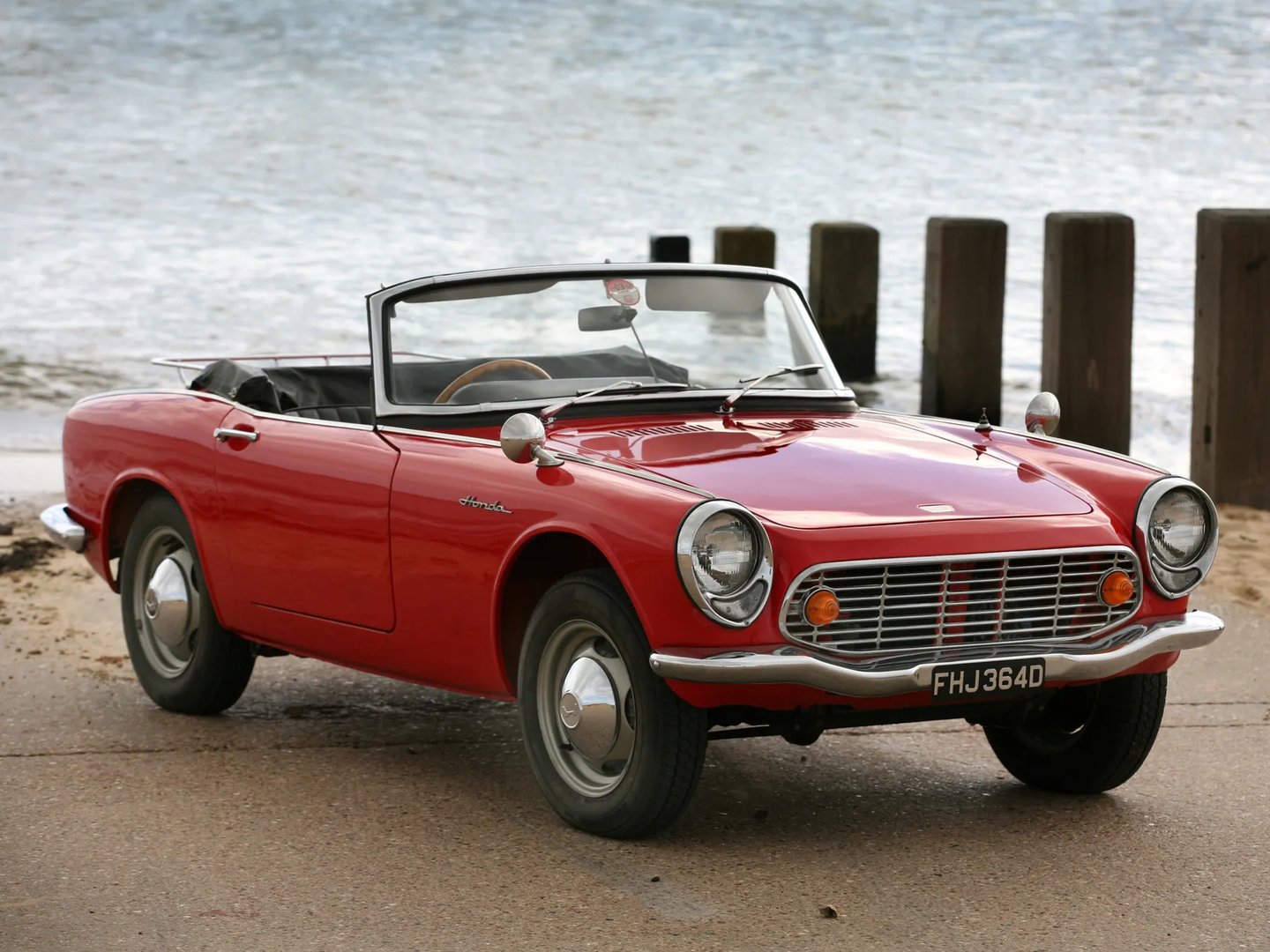 Honda_S600_1_generation__Cabrio__1.jpg