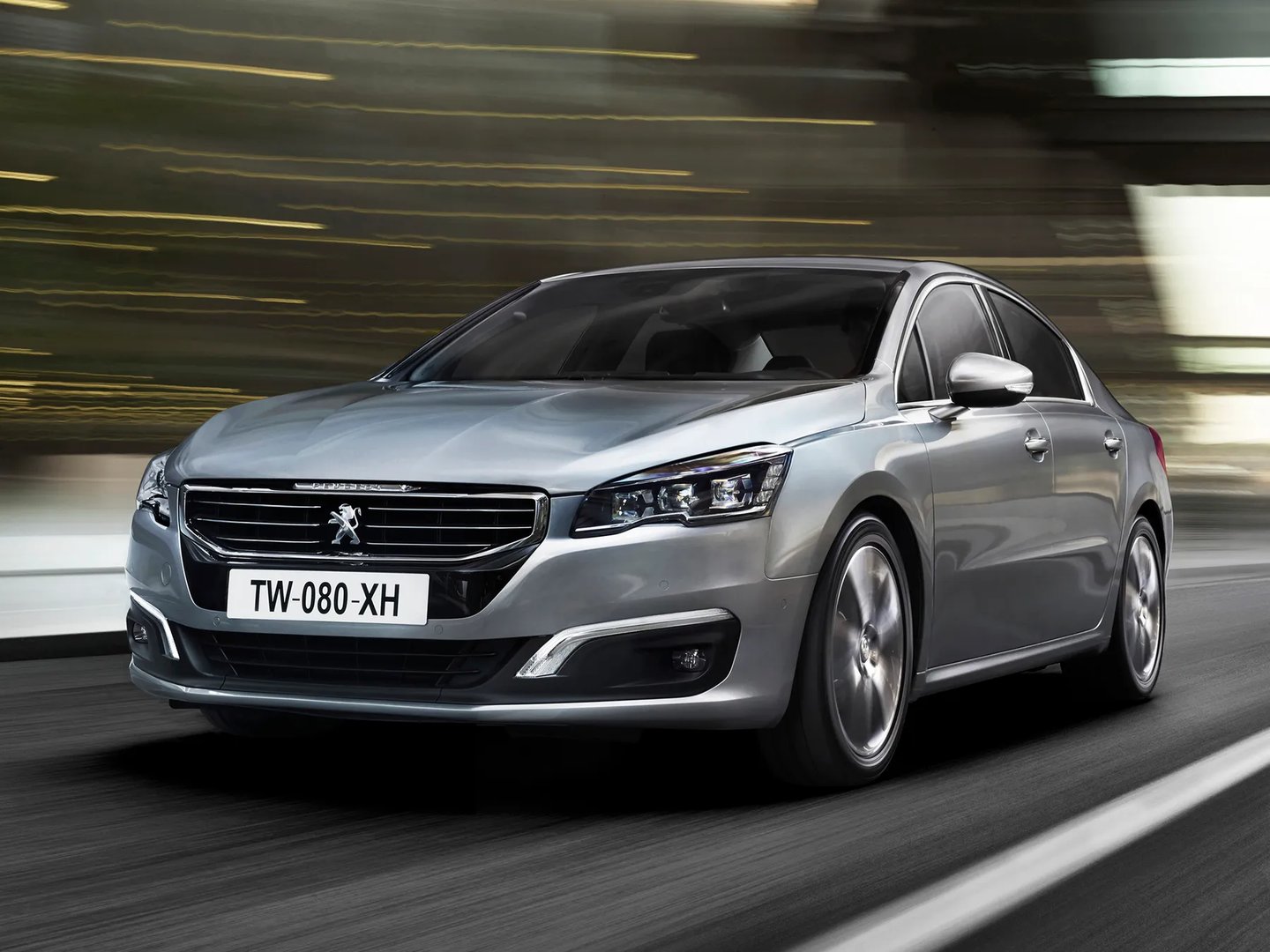 Peugeot_508_1_generation_restyling__Sedan__2.jpg