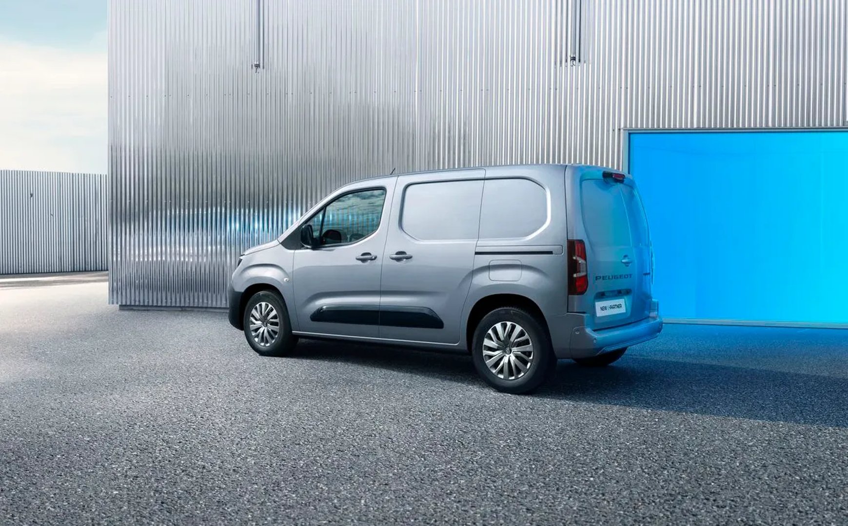 Peugeot_Partner_3_generation_restyling__Compact_Van__1.jpg