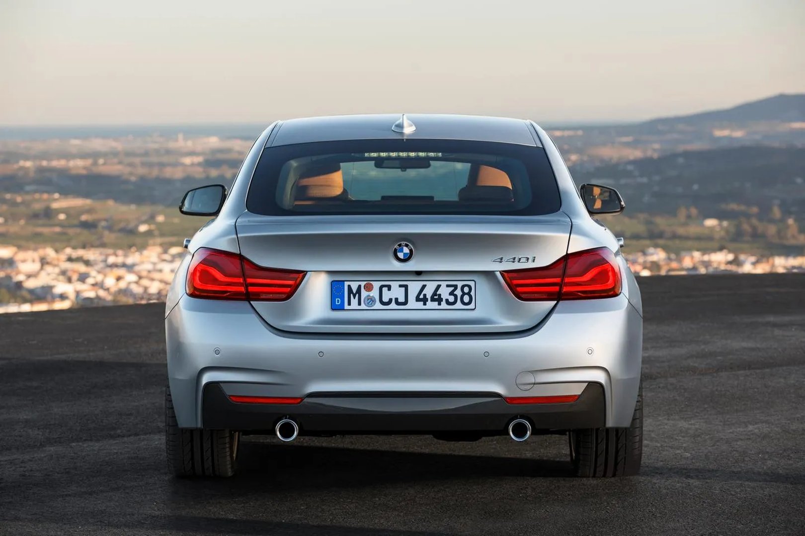 BMW_4_series_1_generation_restyling__Liftback__7.jpg