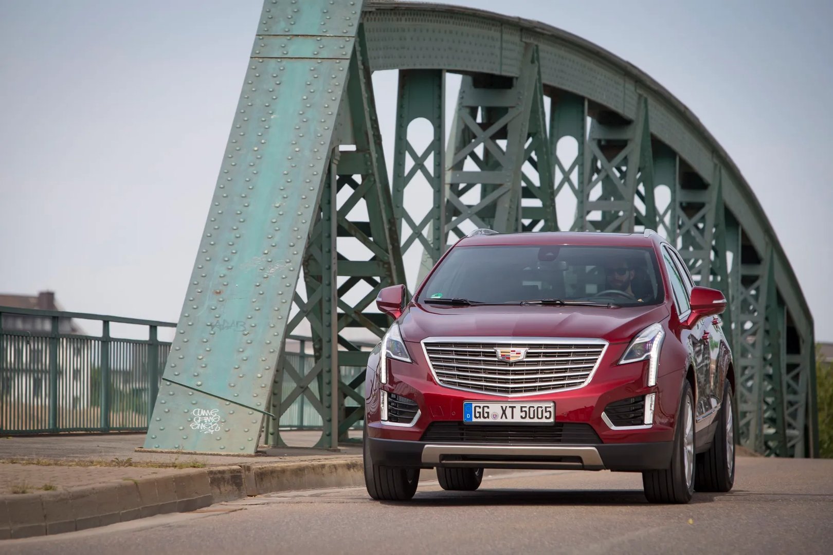 Cadillac_XT5_1_generation__SUV_5-doors__10.jpg