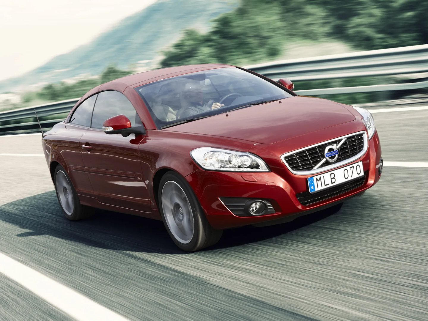 Volvo_C70_2_generation_restyling__Cabrio__3.jpg