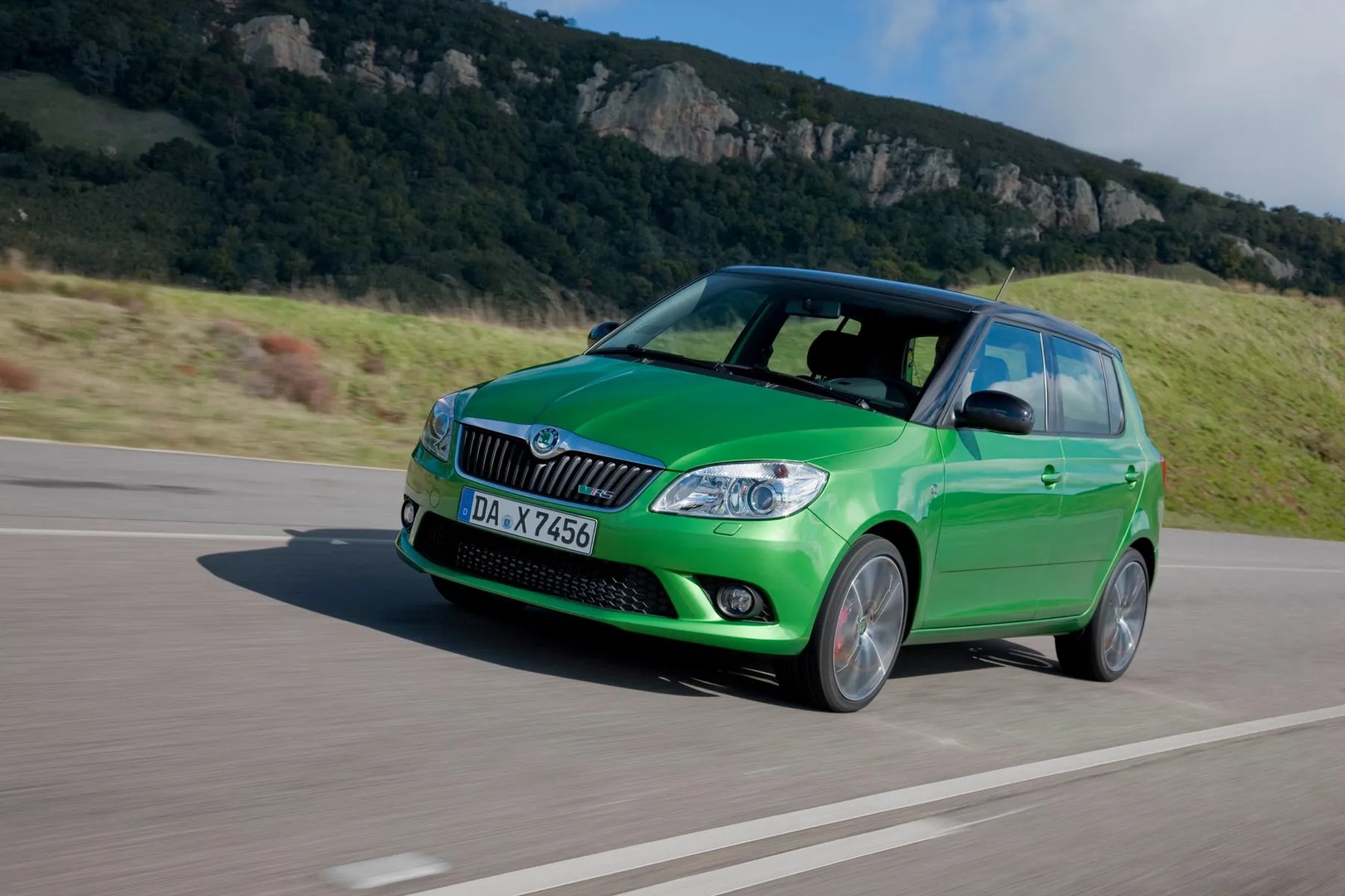 Skoda_Fabia_RS_2_generation__Hatchback_5-door__13.jpg