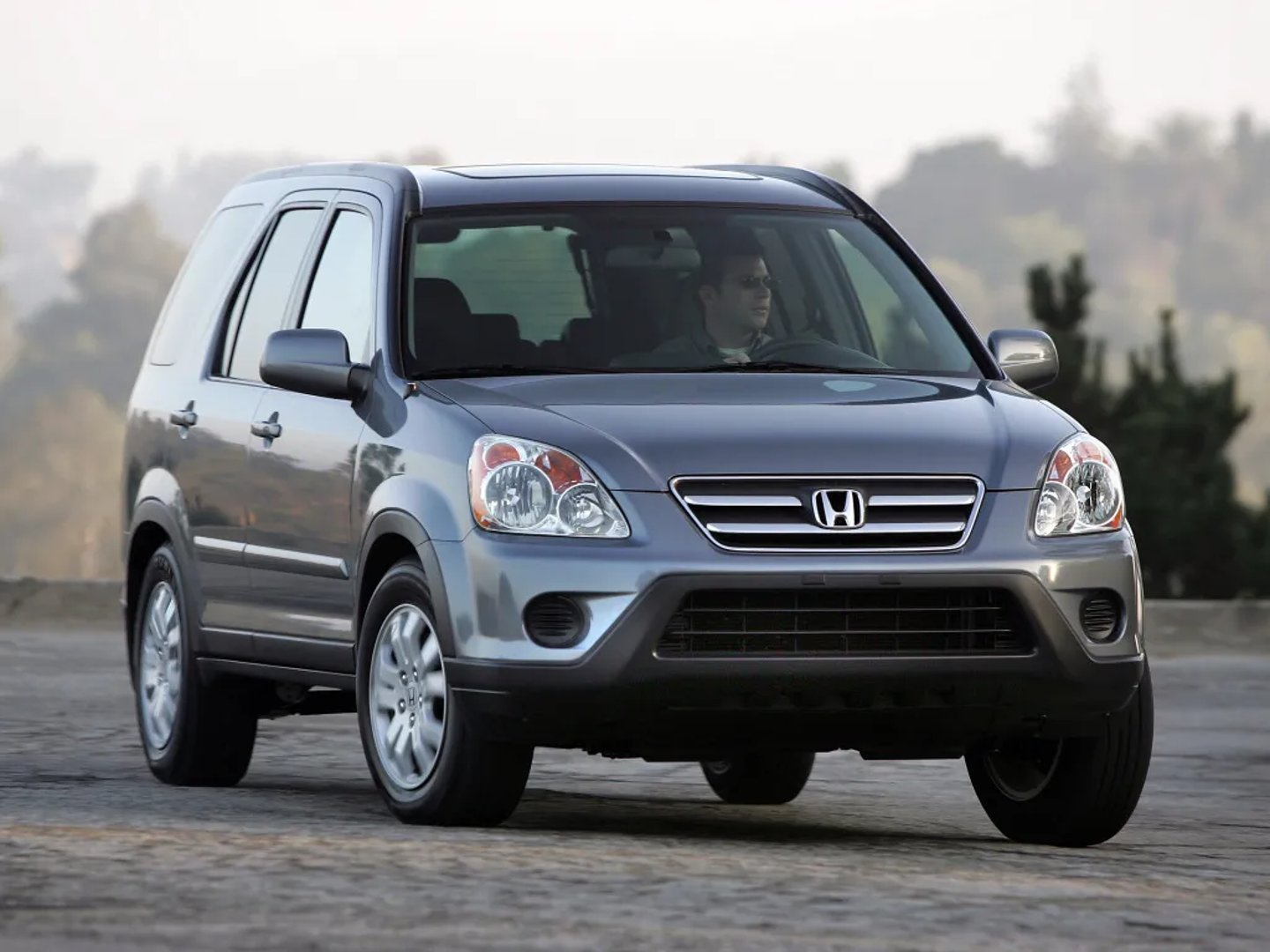 Honda_CR-V_2_generation_restyling__SUV_5-doors__3.jpg