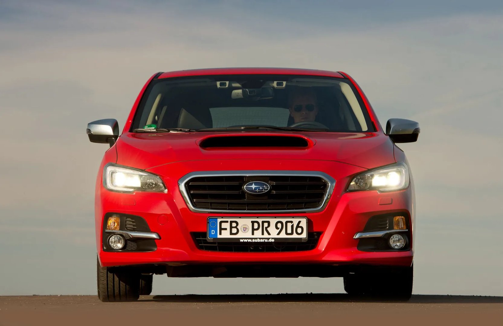 Subaru_Levorg_1_generation__Estate_5-door__13.jpg