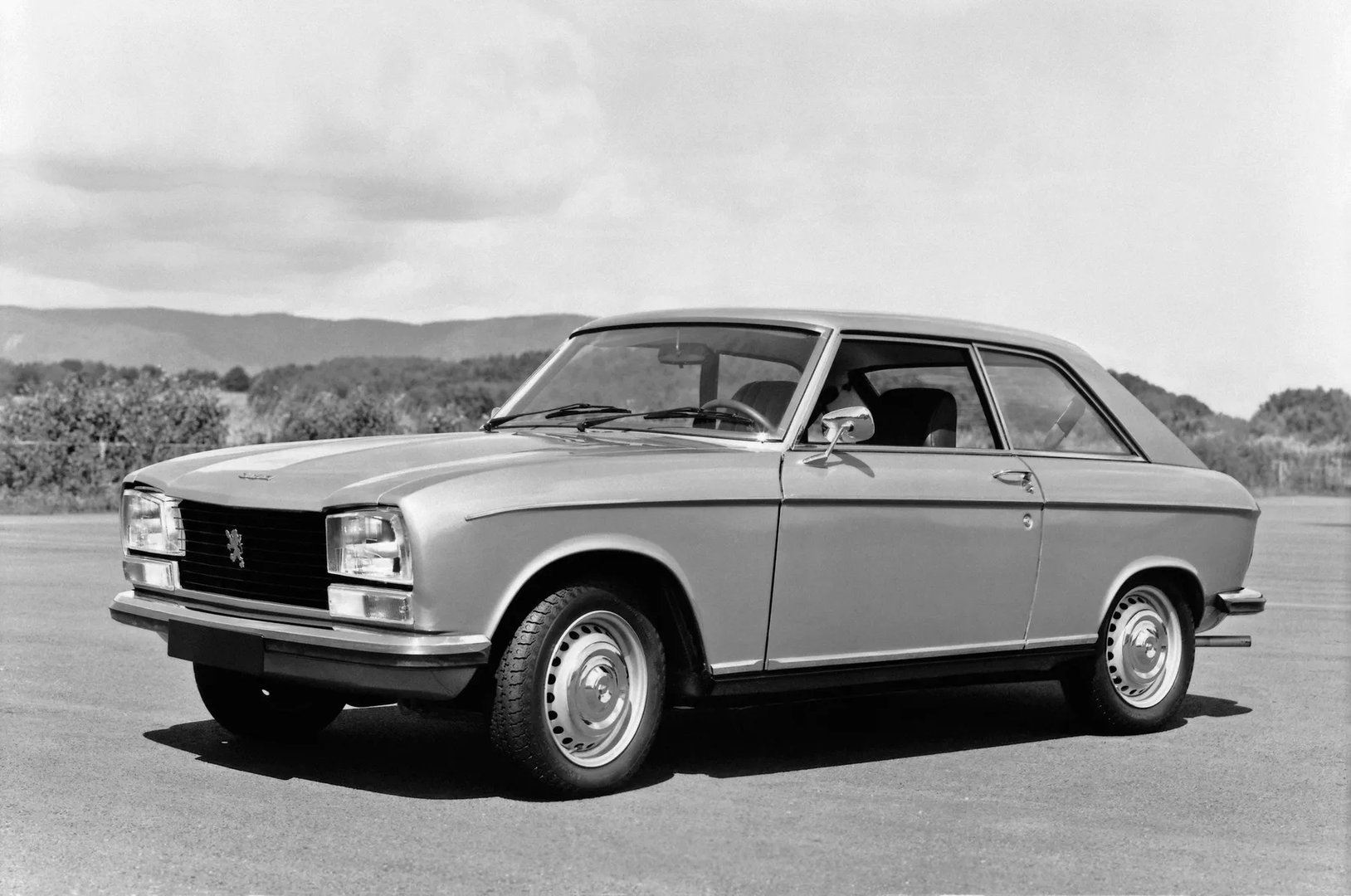 Peugeot_304_1_generation__Mini_3-doors__5.jpg