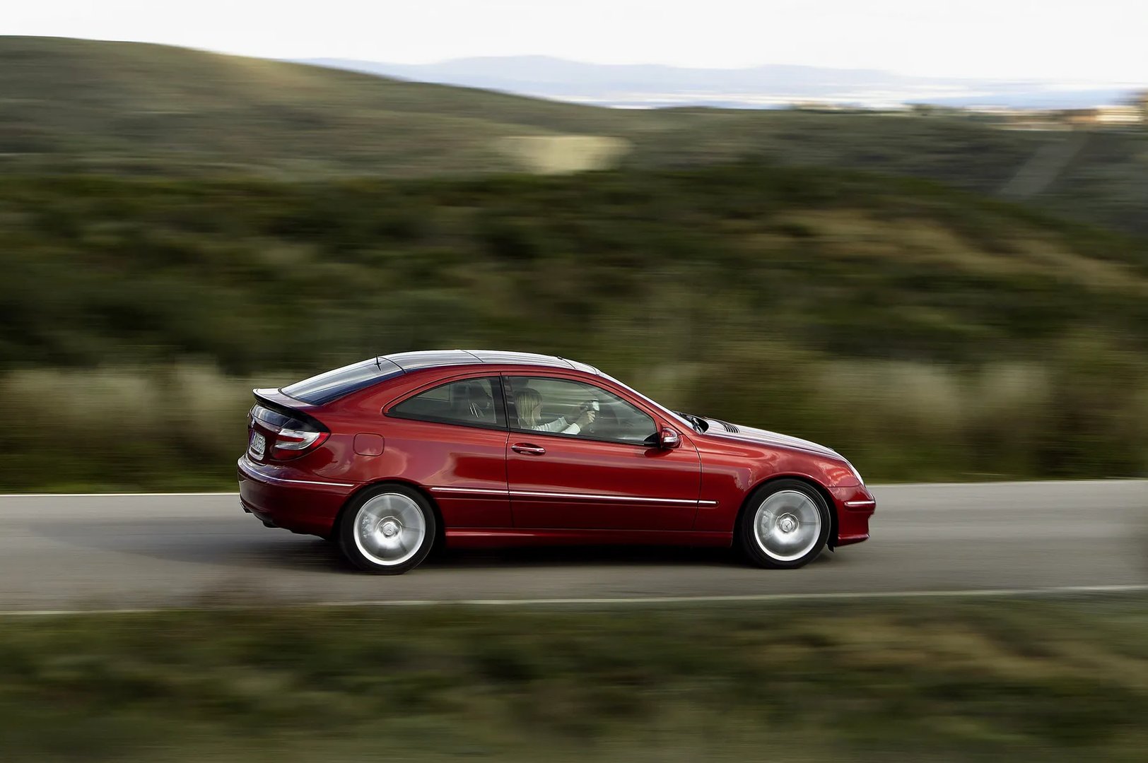 Mercedes_C-Class_2_generation_restyling__Hatchback_3-door__4.jpg