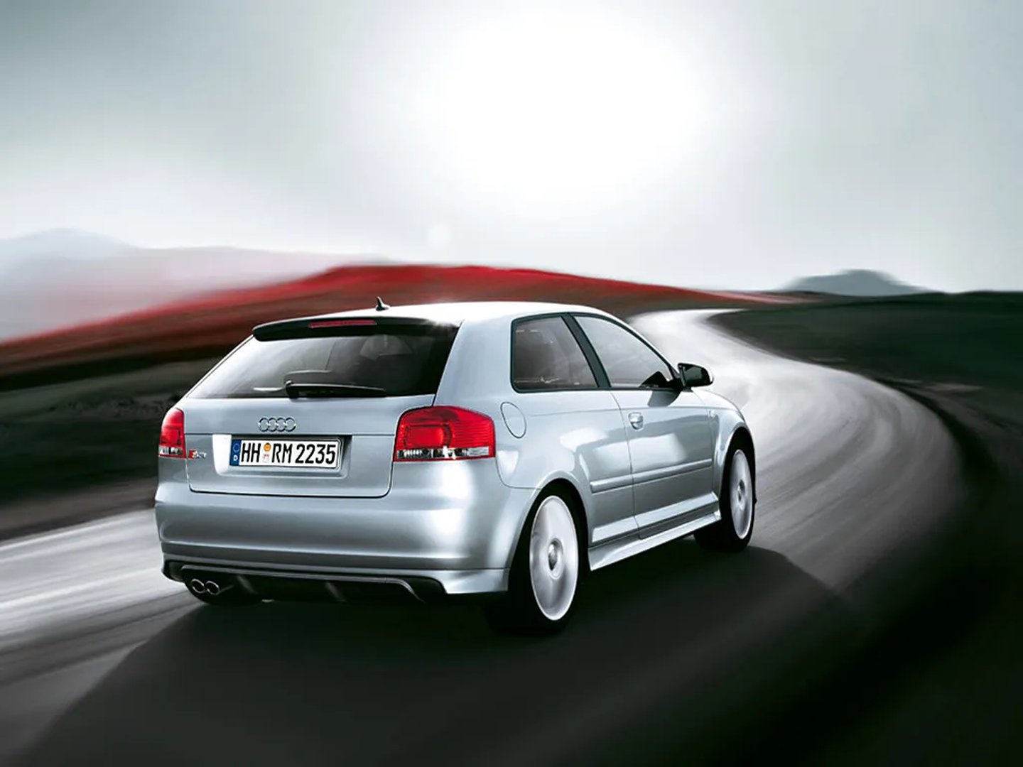 Audi_S3_2_generation__Hatchback_3-door__8.jpg