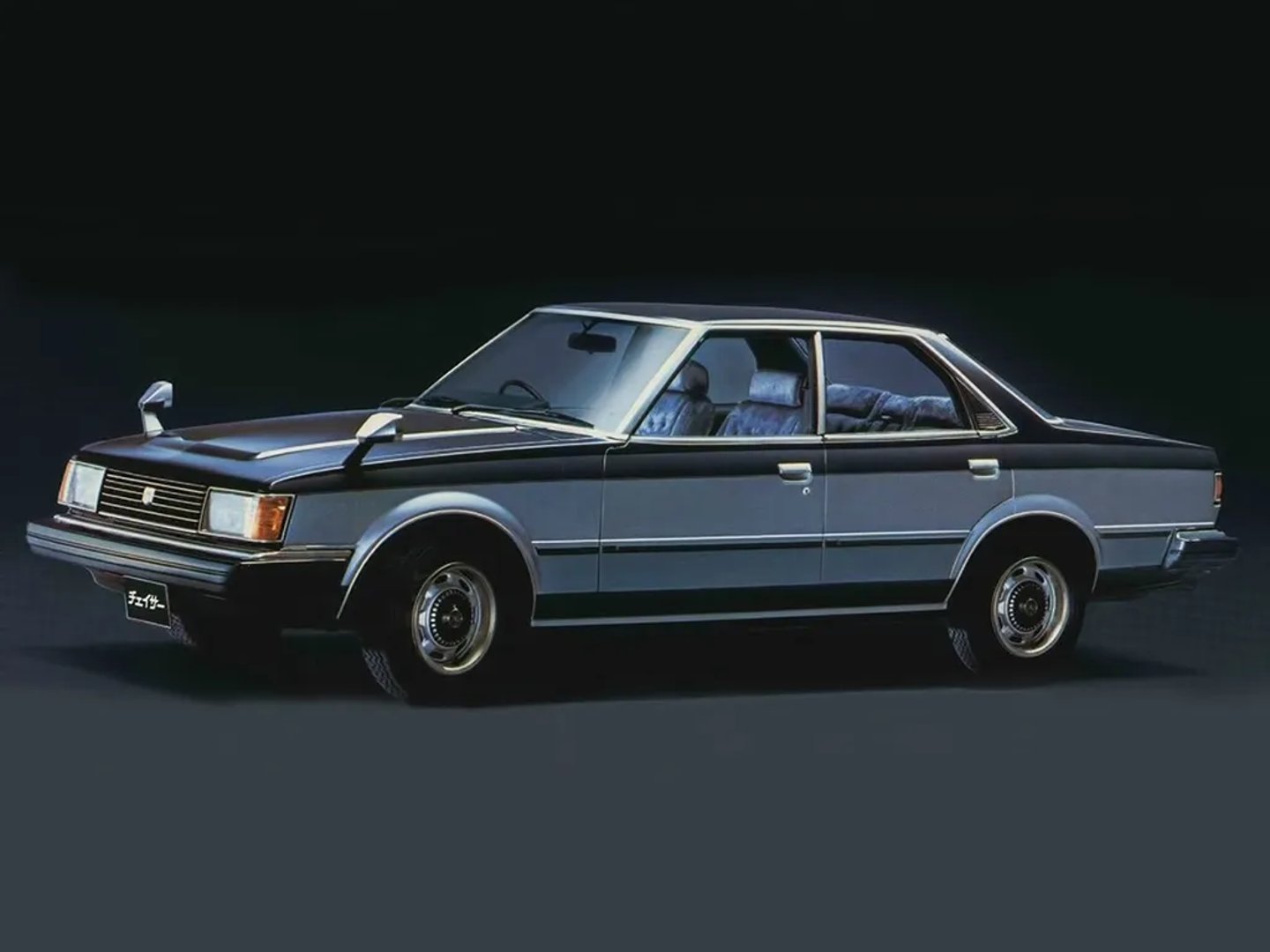 Toyota_Chaser_2_generation__Sedan__4.jpg