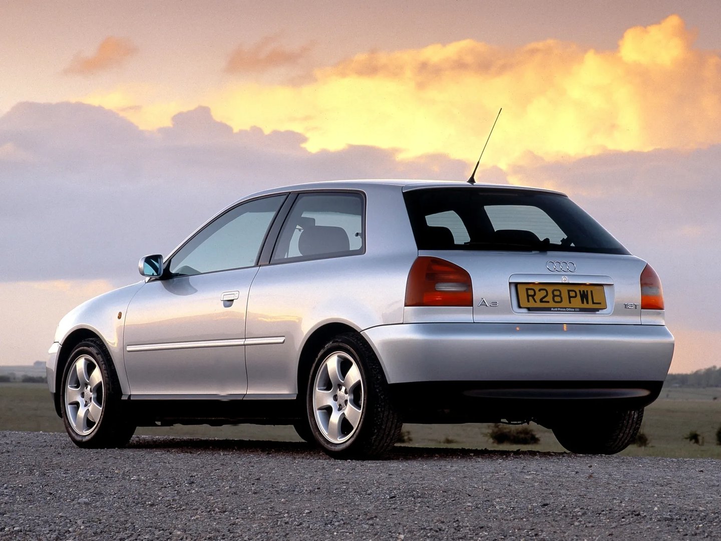 Audi_A3_1_generation_restyling__Hatchback_3-door__4.jpg