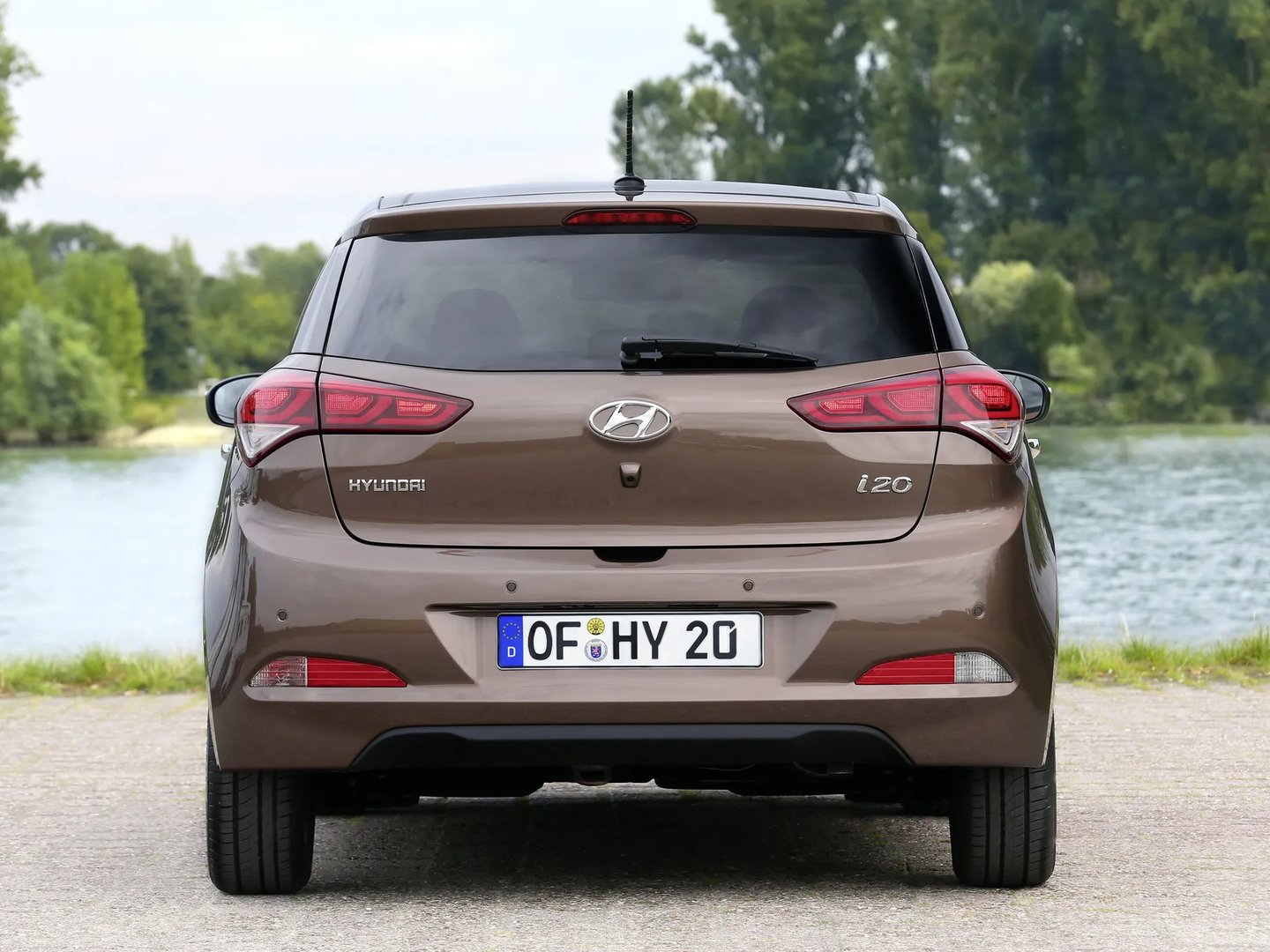 Hyundai_i20_2_generation__Mini_5-doors__4.jpg