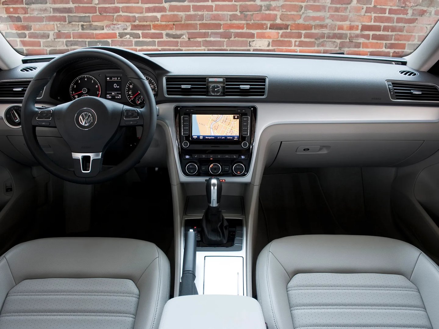 Volkswagen_Passat_(USA)_1_generation__Sedan__11.jpg