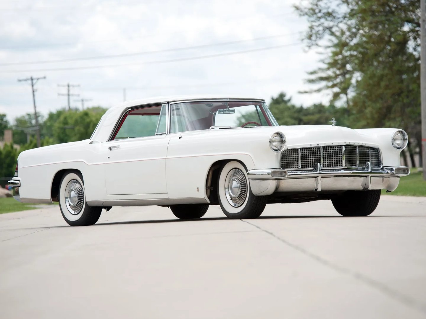Lincoln_Continental_2_generation__Coupe__1.jpg