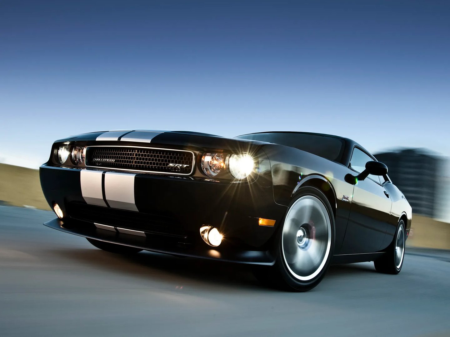 Dodge_Challenger_3_generation_restyling__Coupe__7.jpg