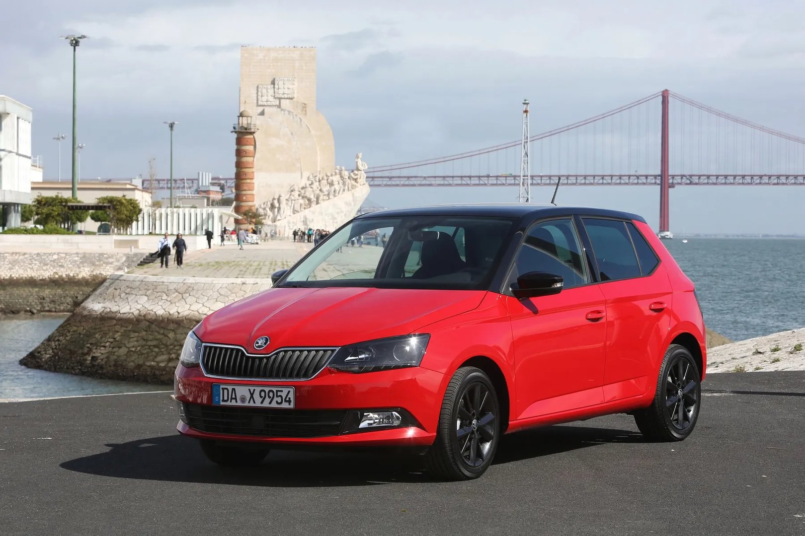 Skoda_Fabia_3_generation__Hatchback_5-door__2.jpg