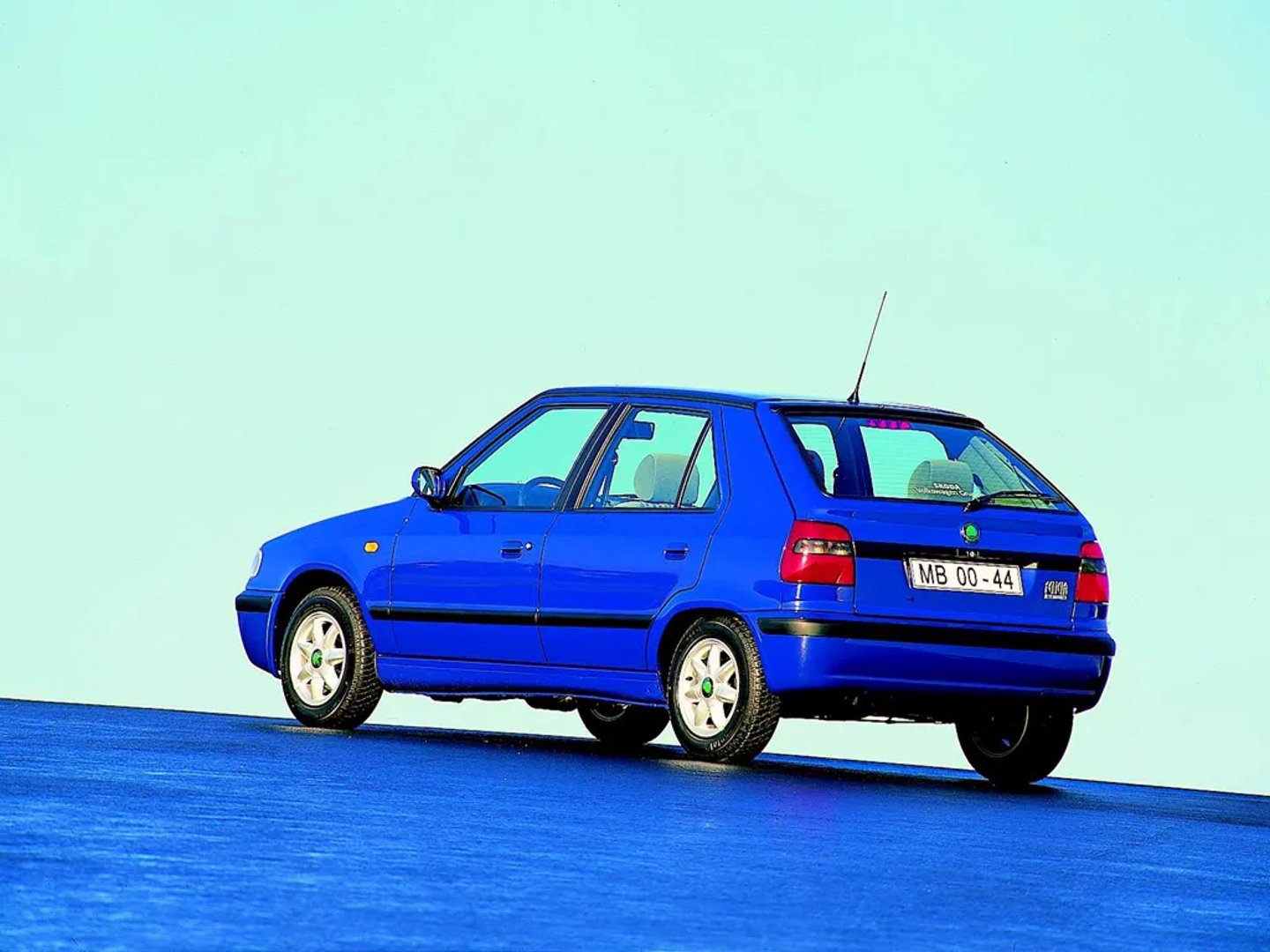 Skoda_Felicia_1_generation_restyling__Mini_5-doors__2.jpg