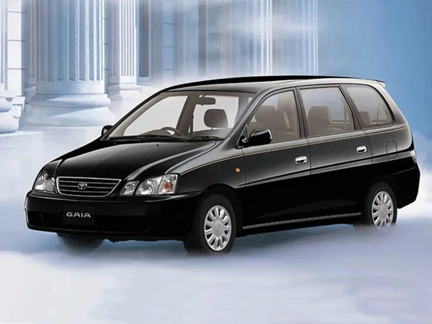 Toyota_Gaia_1_generation__Compact_Van__4.jpg