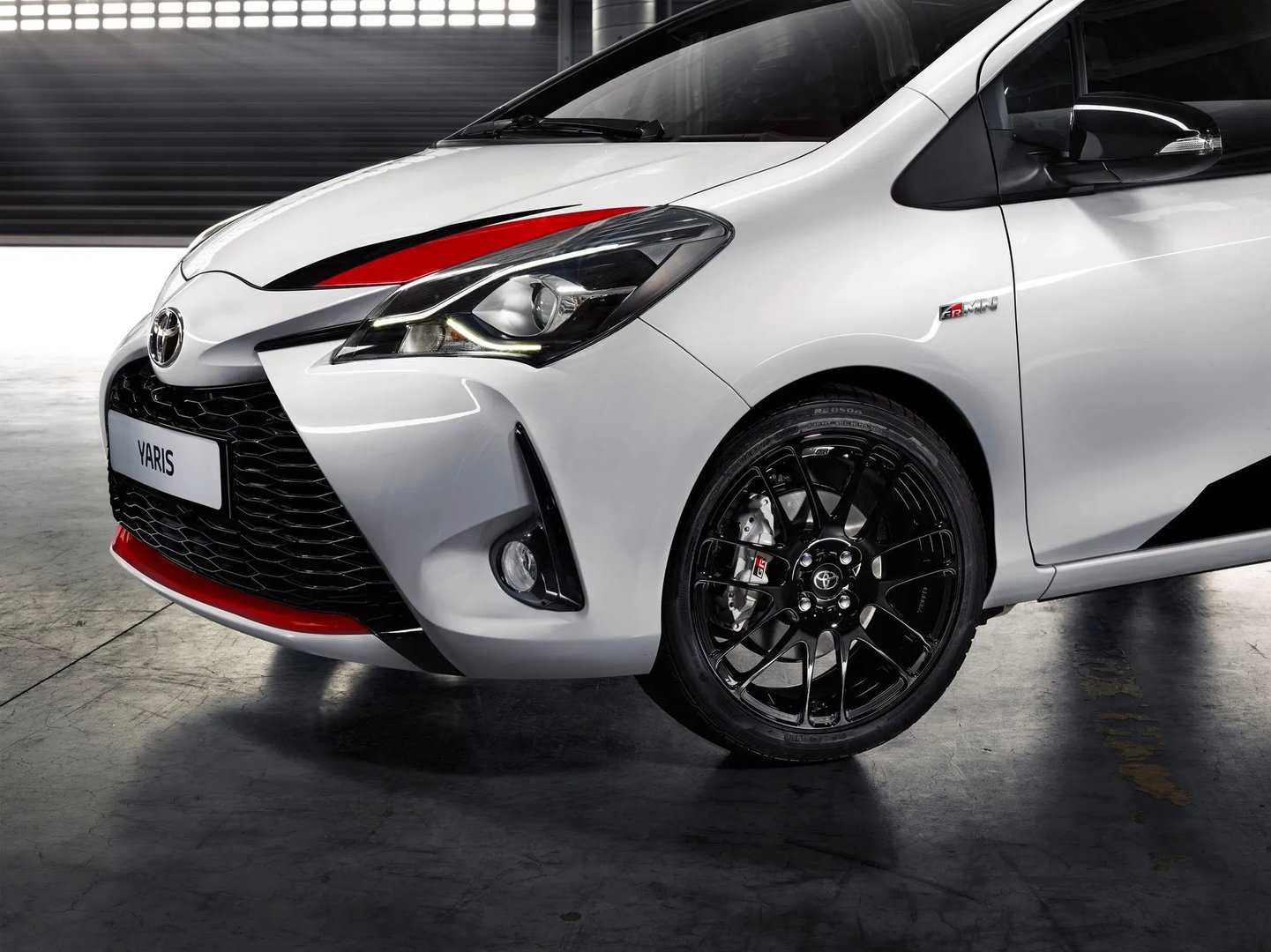 Toyota Yaris 3 generation, restyling 2  Mini 3-doors