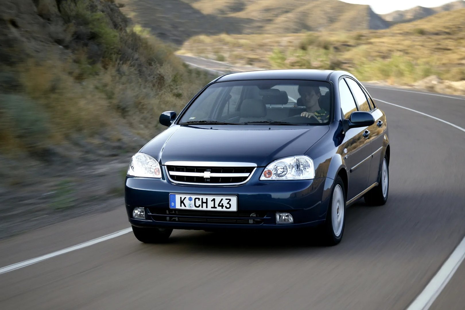 Chevrolet_Nubira_1_generation__Sedan__11.jpg