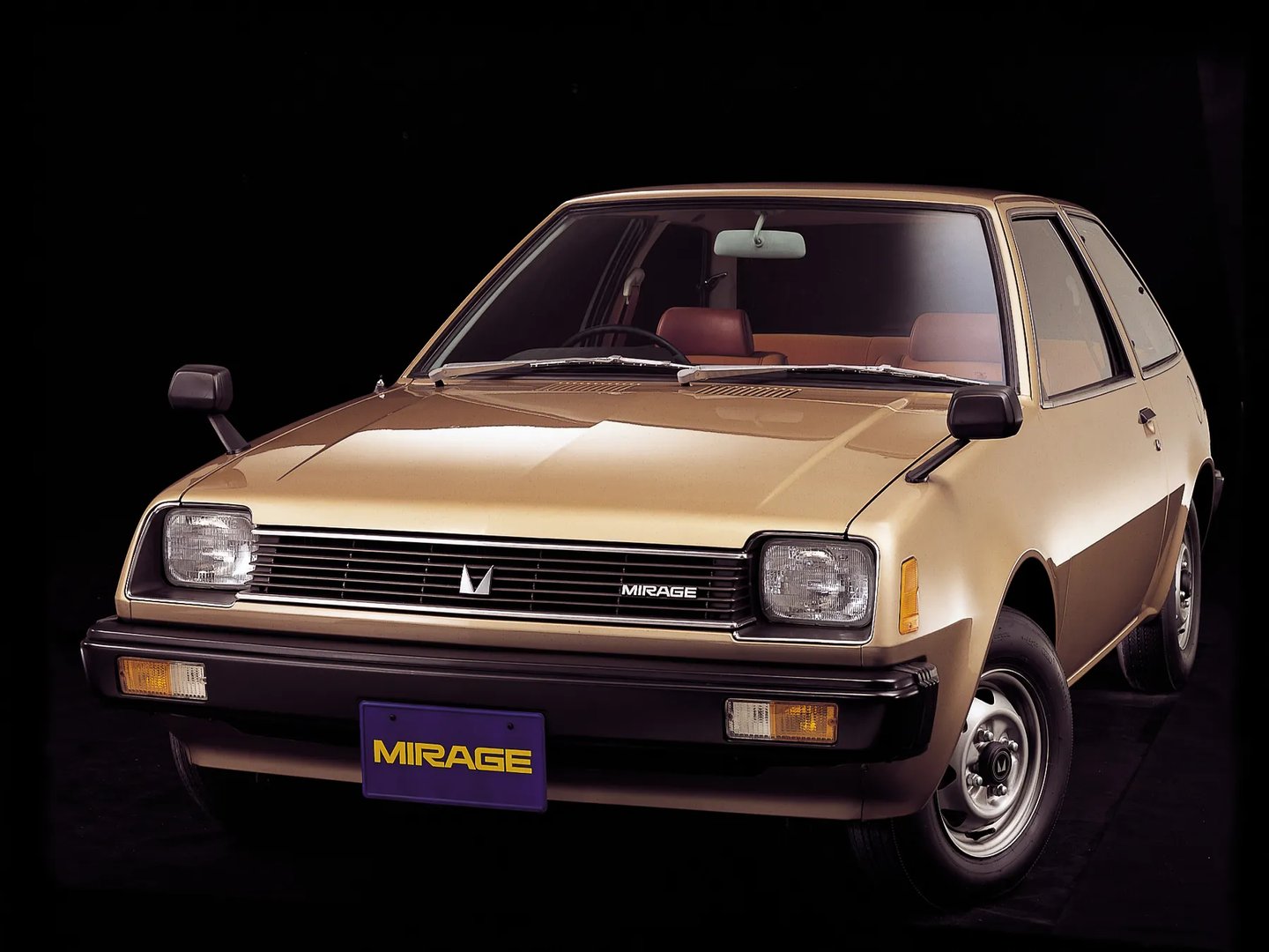 Mitsubishi_Mirage_1_generation__Hatchback_3-door__2.jpg