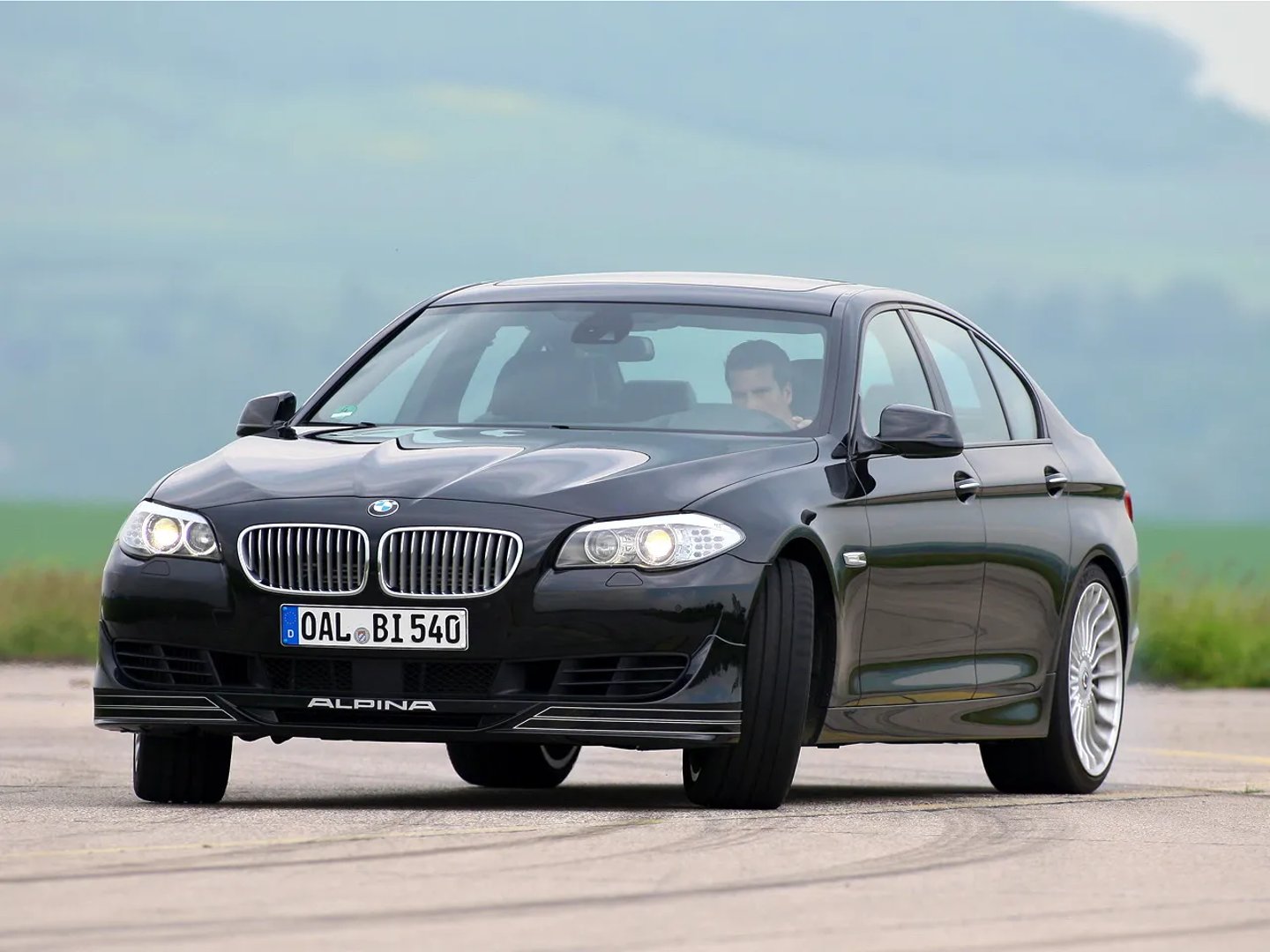 Alpina_B5_2_generation__Sedan__3.jpg