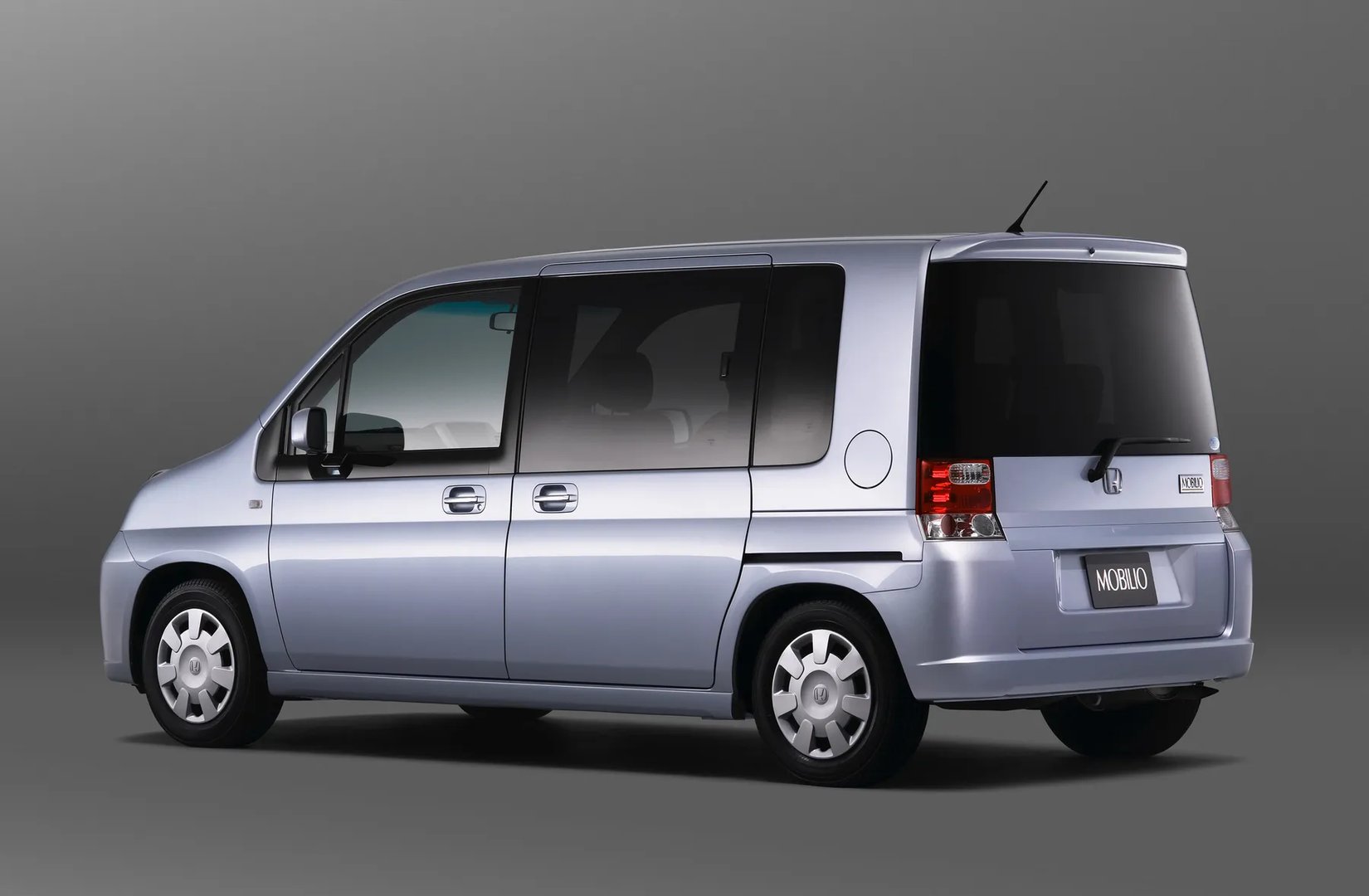 Honda_Mobilio_1_generation_restyling__Compact_Van__1.jpg