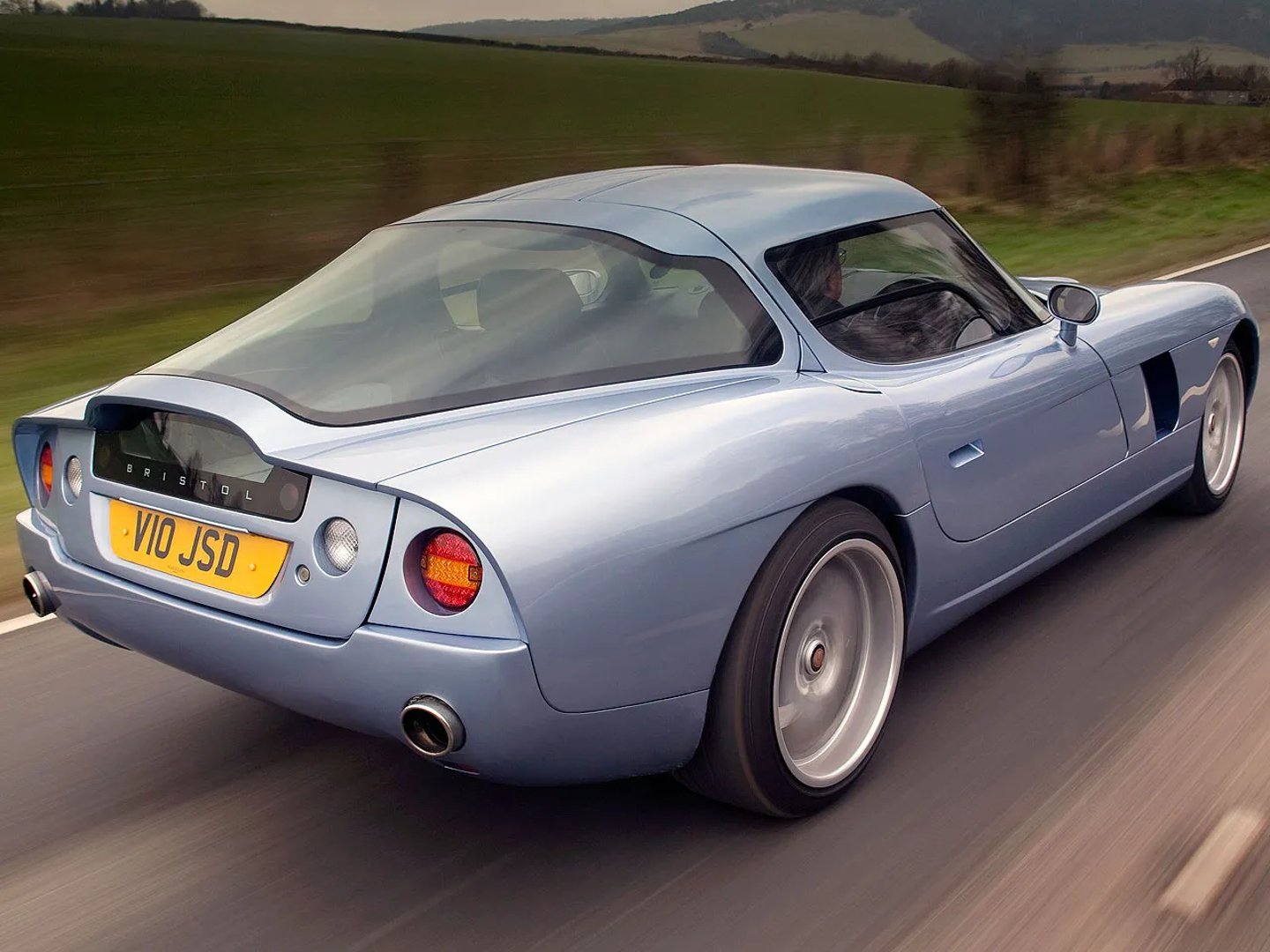 Bristol_Fighter_1_generation__Coupe__7.jpg