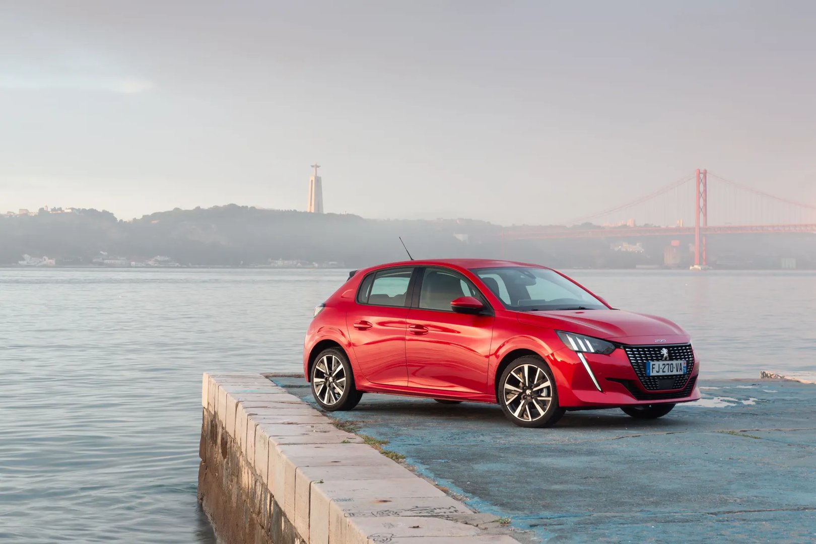 Peugeot_208_2_generation__Mini_5-doors__9.jpg