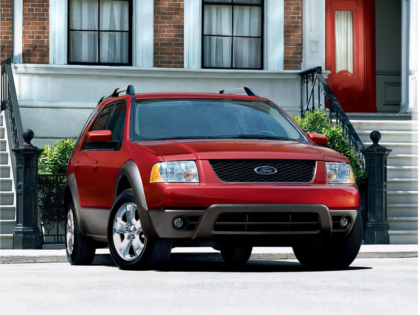 —  SUV 5-doors