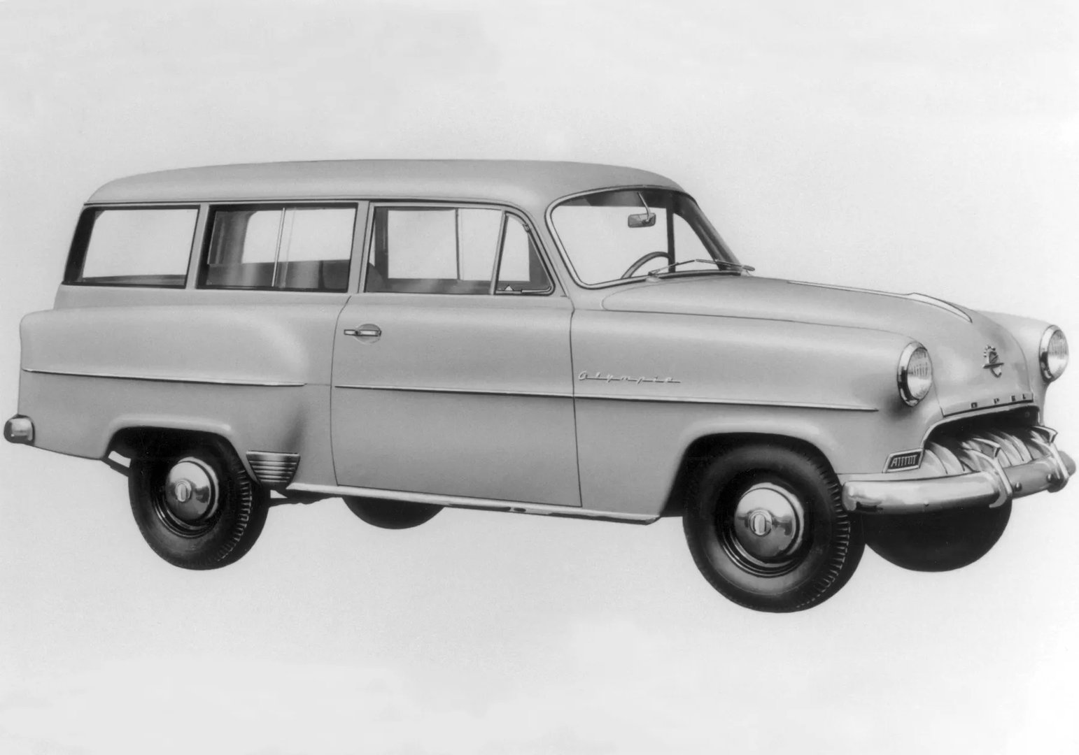 Opel_Olympia_4_generation__Estate_3-door__2.jpg