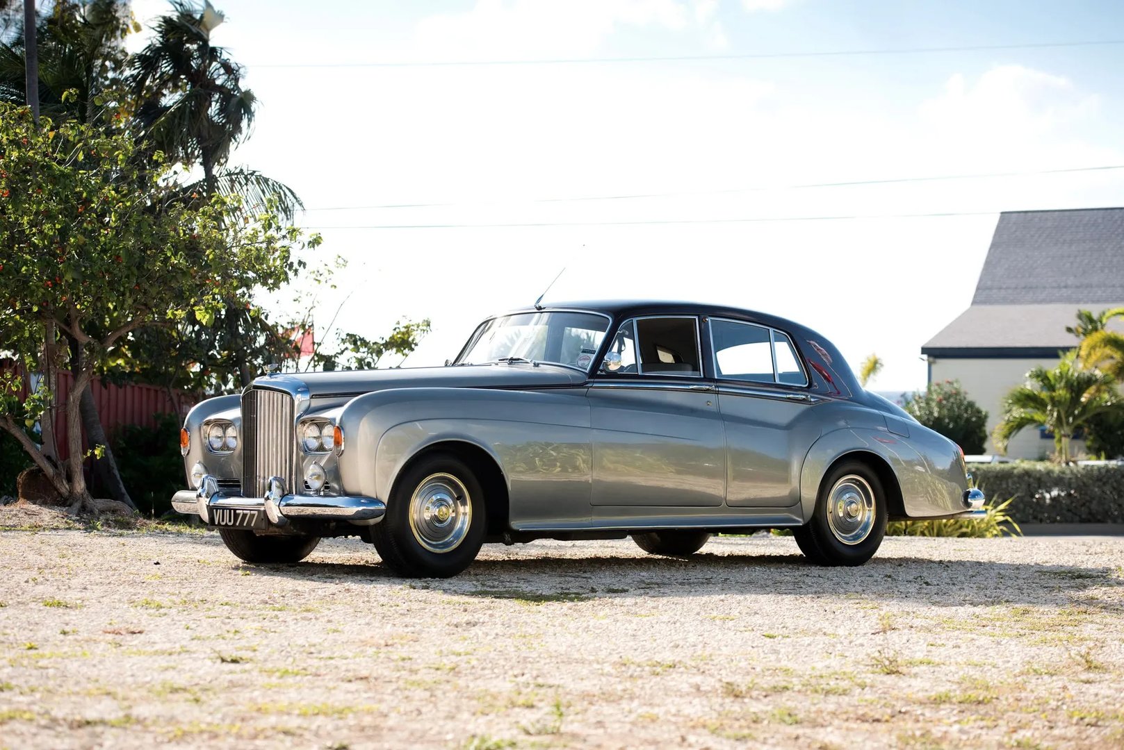 Bentley_S_3_generation__Sedan__13.jpg