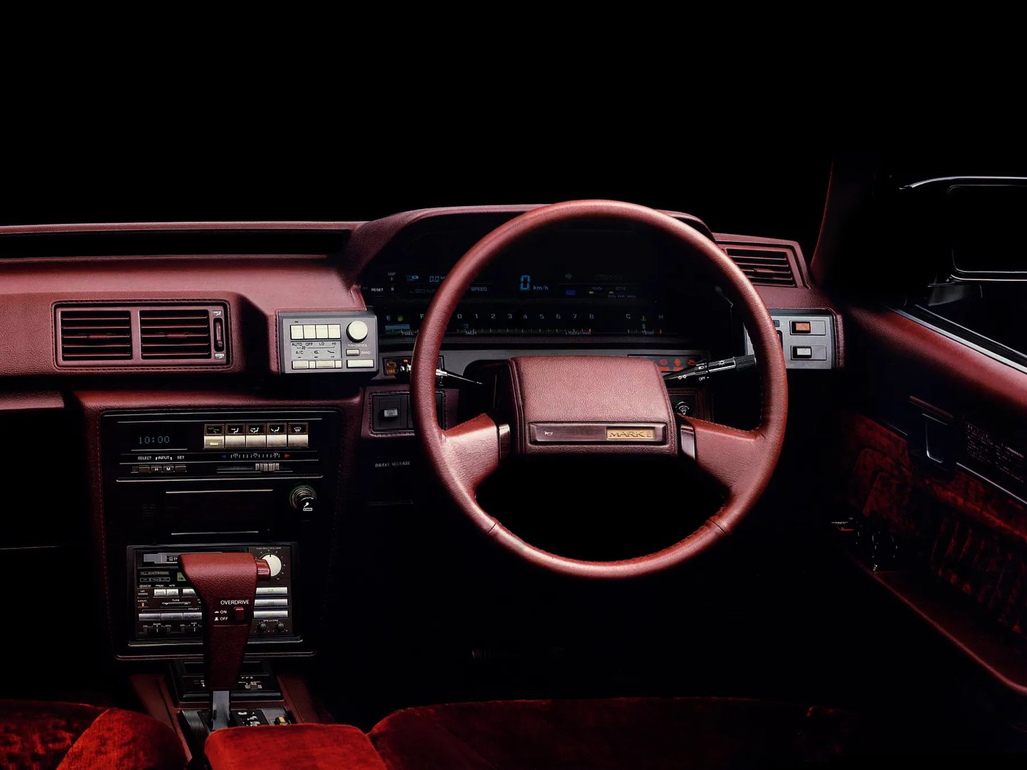 Toyota_Mark_II_5_generation__Sedan_Hardtop__5.jpg