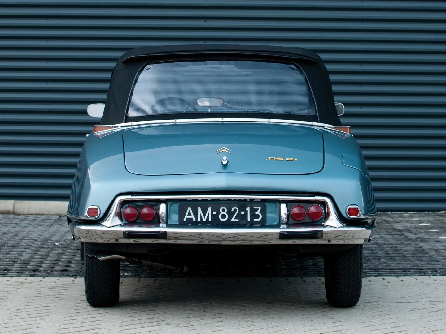 Citroen_DS_1_generation_restyling_2__Cabrio__8.jpg