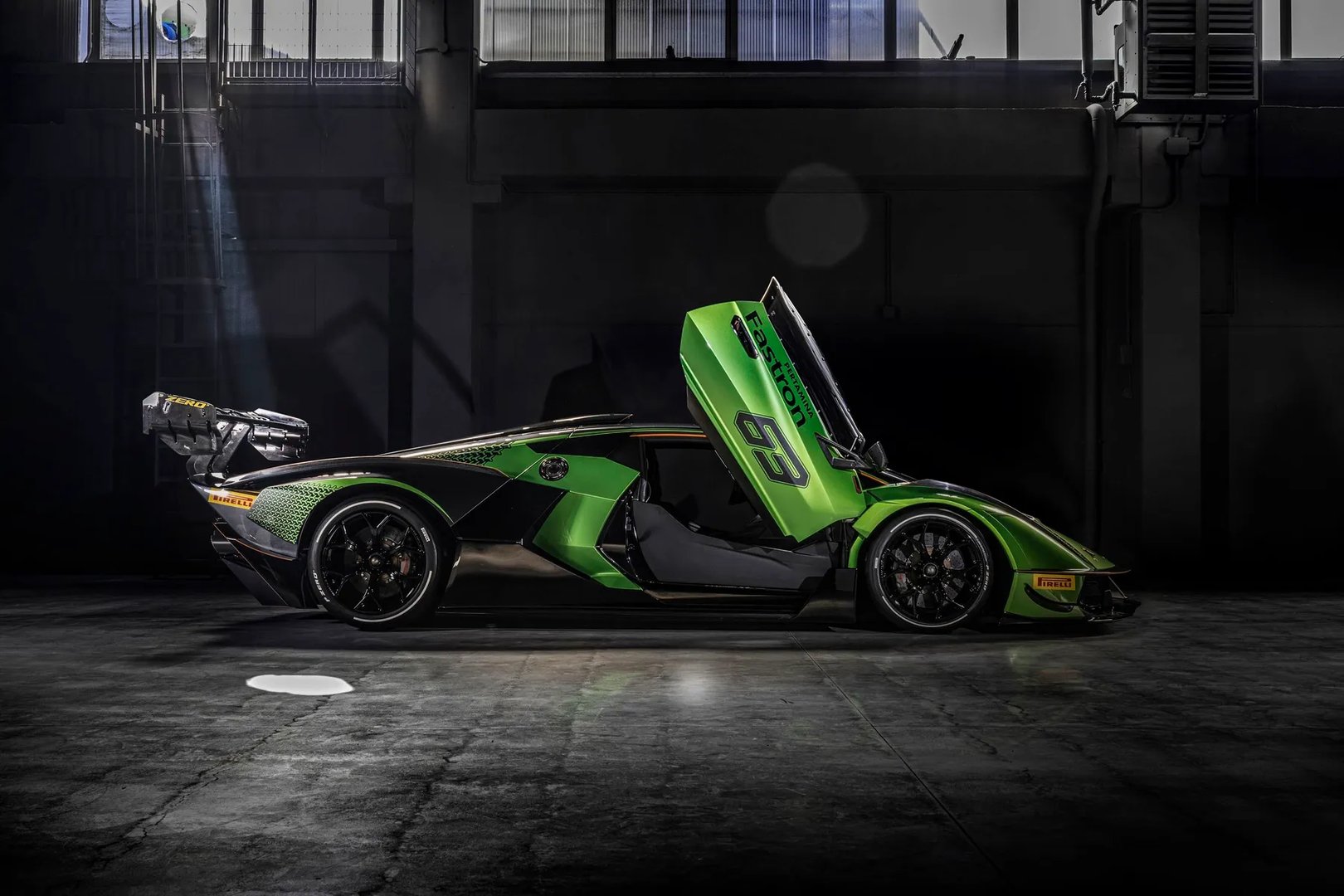 Lamborghini_Essenza_SCV12_1_generation__Coupe__4.jpg