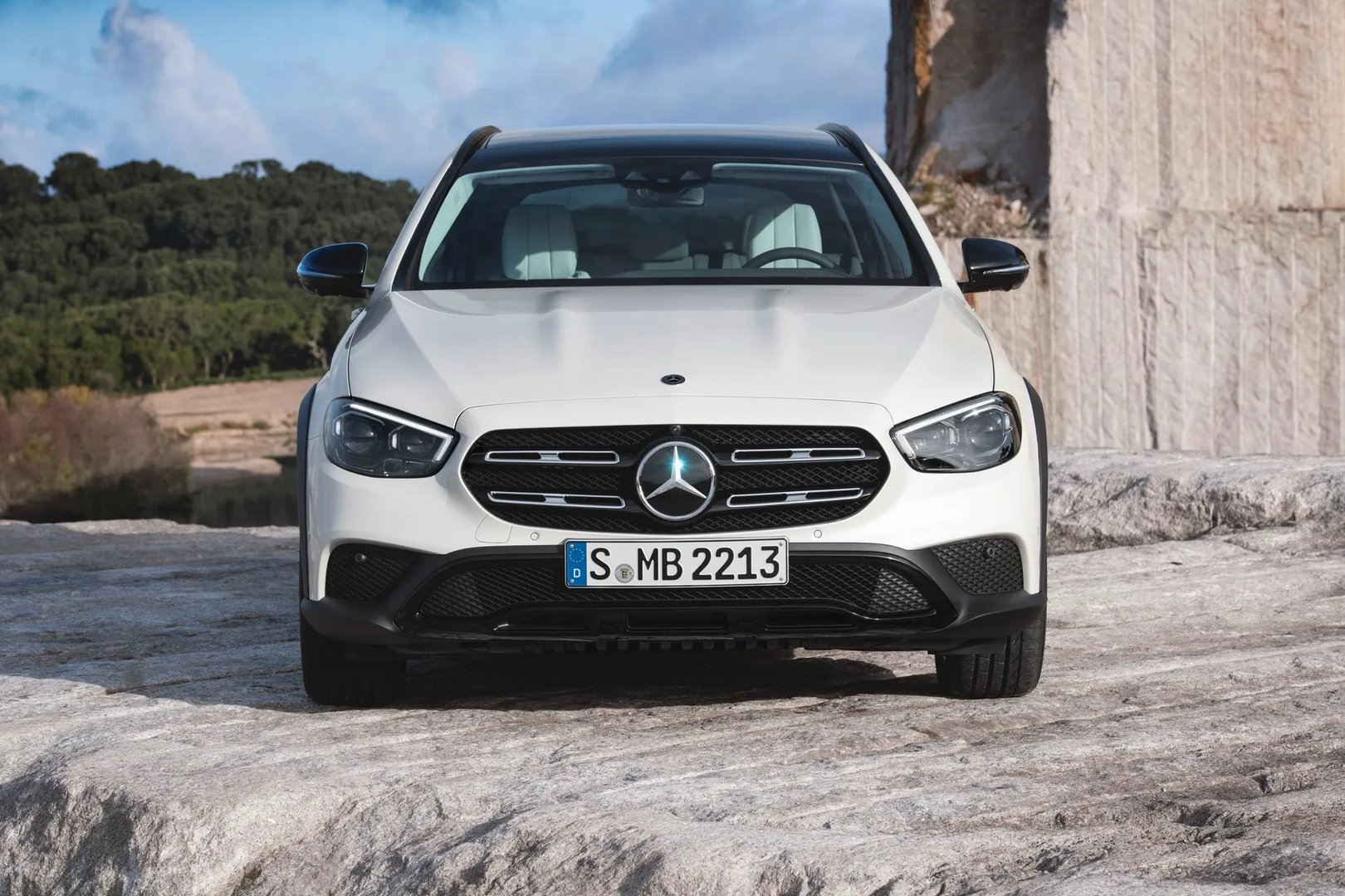 Mercedes_E-Class_All-Terrain_5_generation_restyling__Estate_5-door__10.jpg