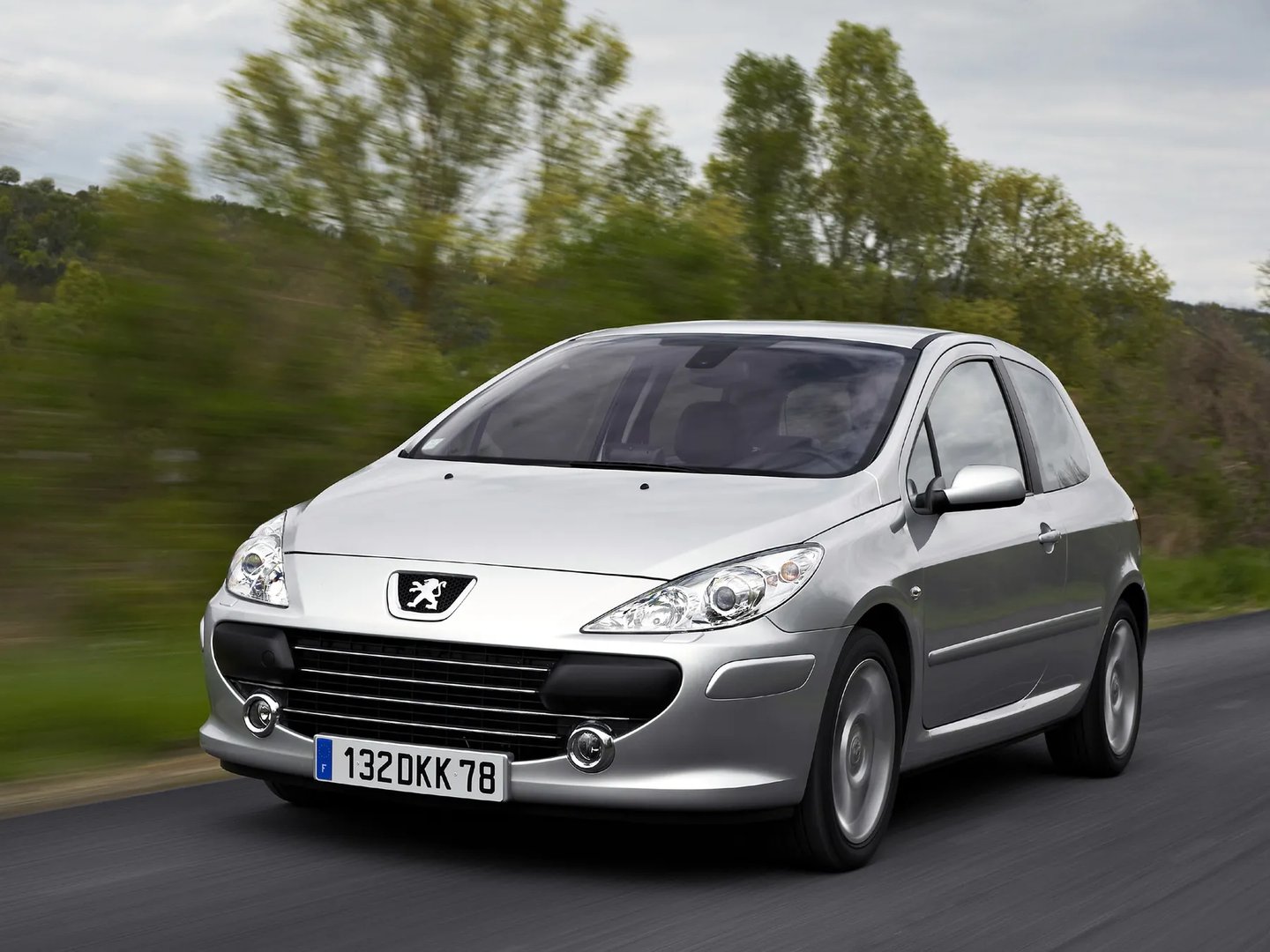 Peugeot 307 1 generation, restyling  Hatchback 3-door