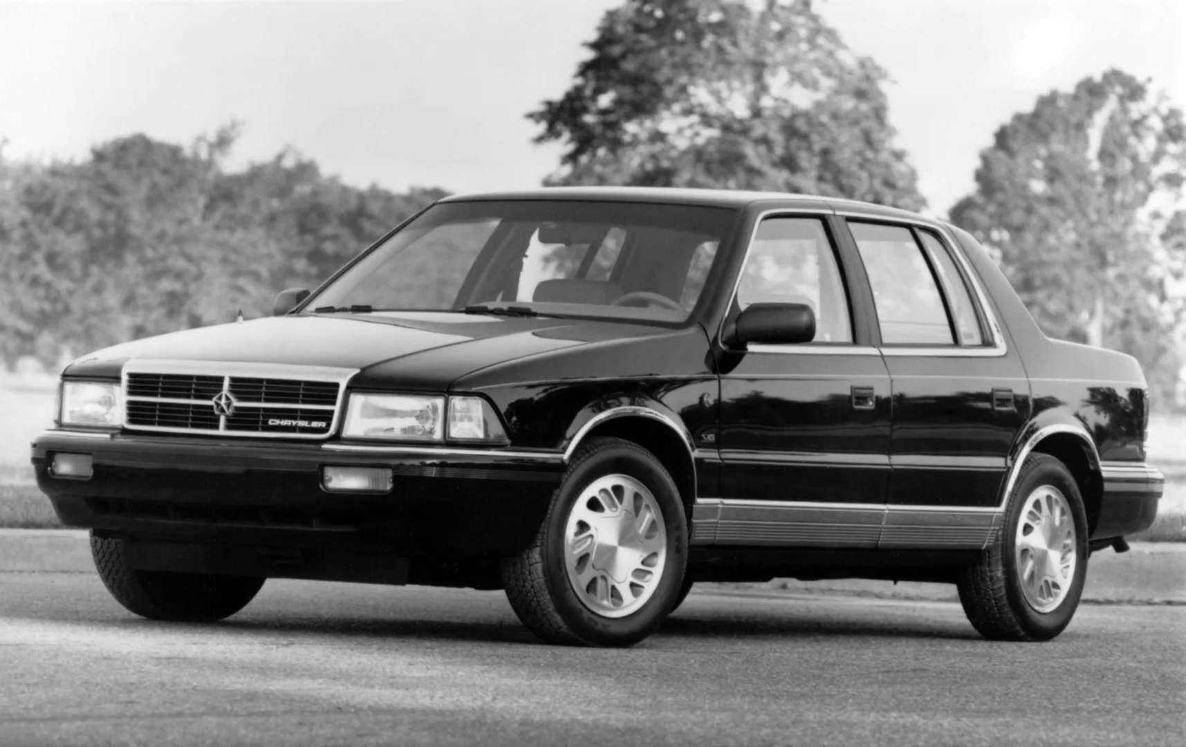 Chrysler_Saratoga_1_generation__Sedan__4.jpg