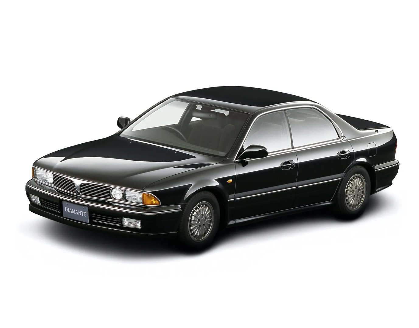 Mitsubishi_Diamante_1_generation__Sedan__1.jpg