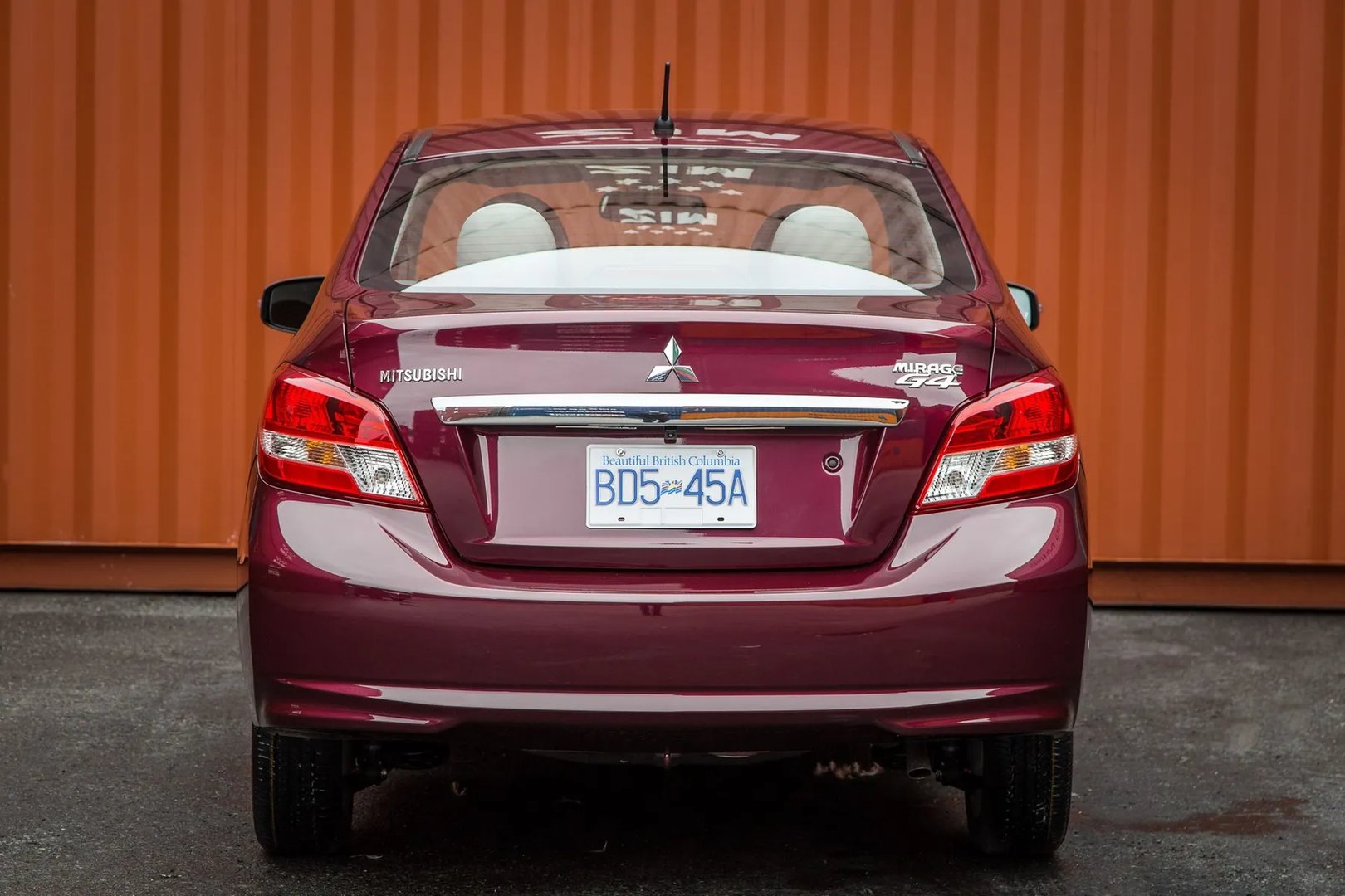 Mitsubishi_Mirage_6_generation_restyling__Sedan__5.jpg