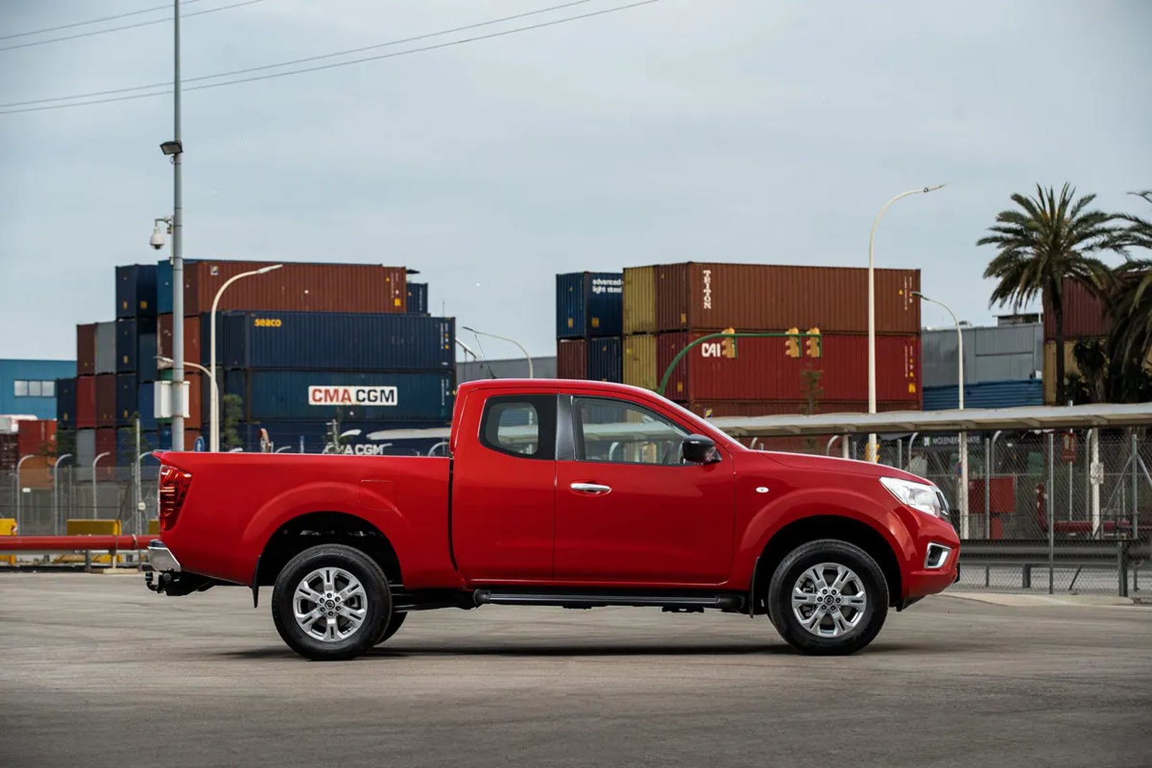 Nissan_Navara_4_generation__Pickup_1.5-cab__4.jpg