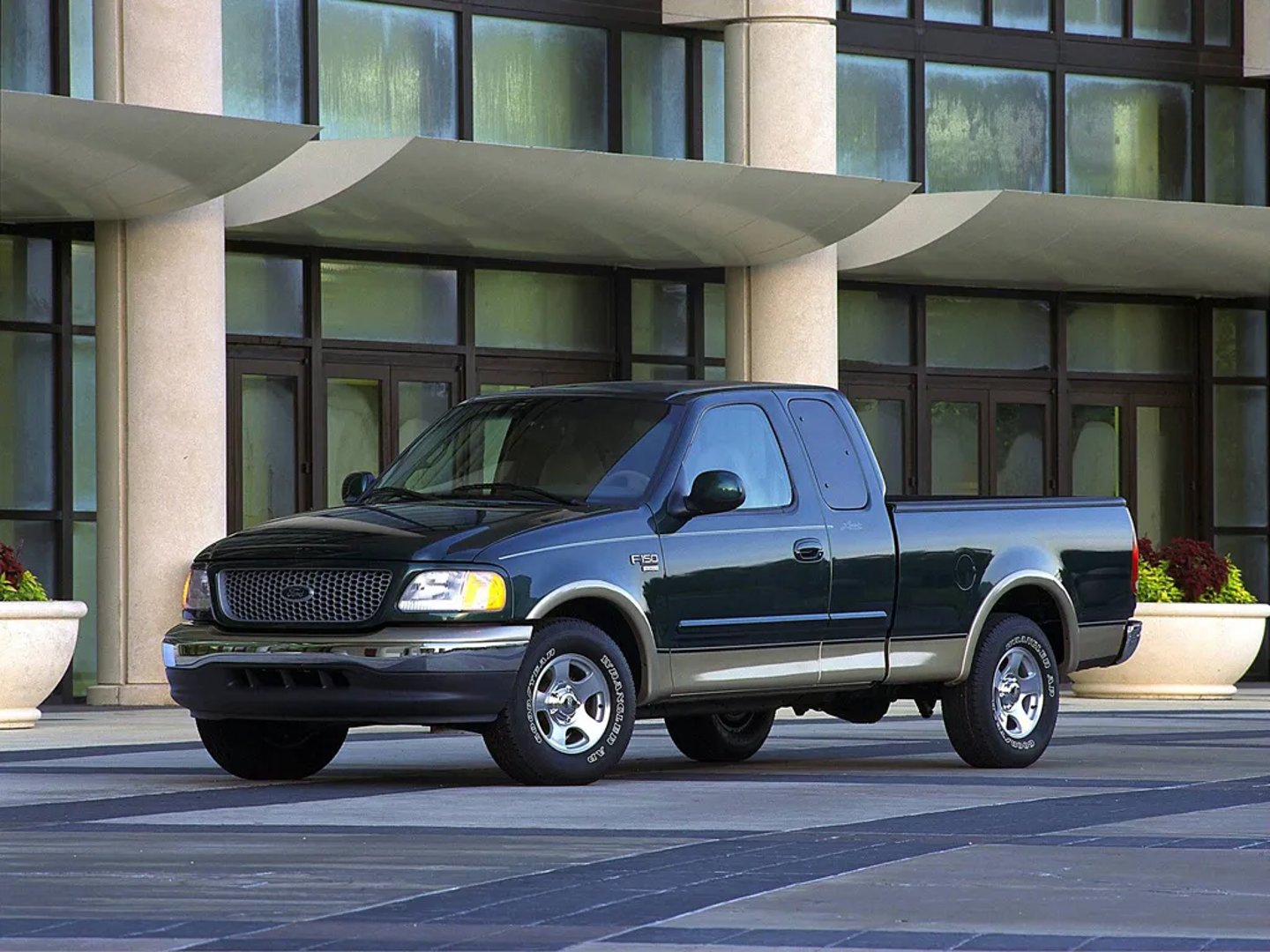 Ford_F-150_10_generation__Pickup_1.5-cab__4.jpg