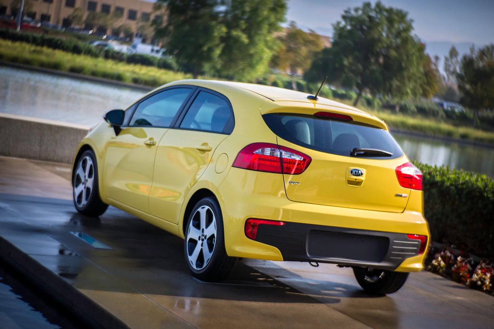 Kia_Rio_3_generation_restyling__Hatchback_5-door__4.jpg