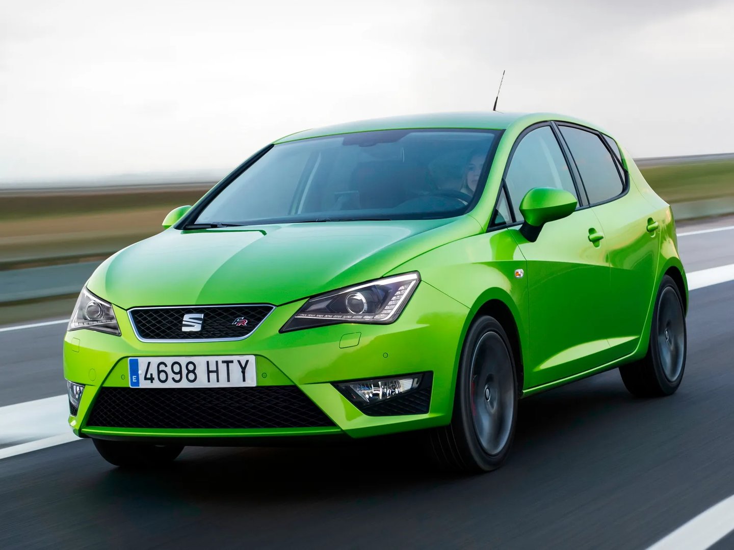 4 generation, restyling 