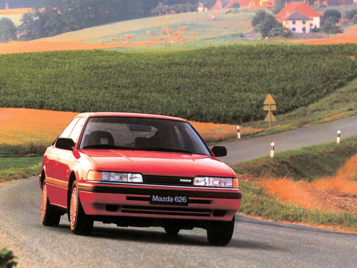 Mazda_626_3_generation__Hatchback_5-door__5.jpg
