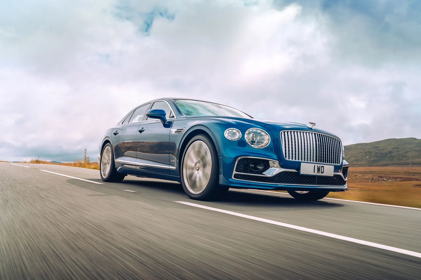 Bentley_Flying_Spur_3_generation__Sedan__9.jpg