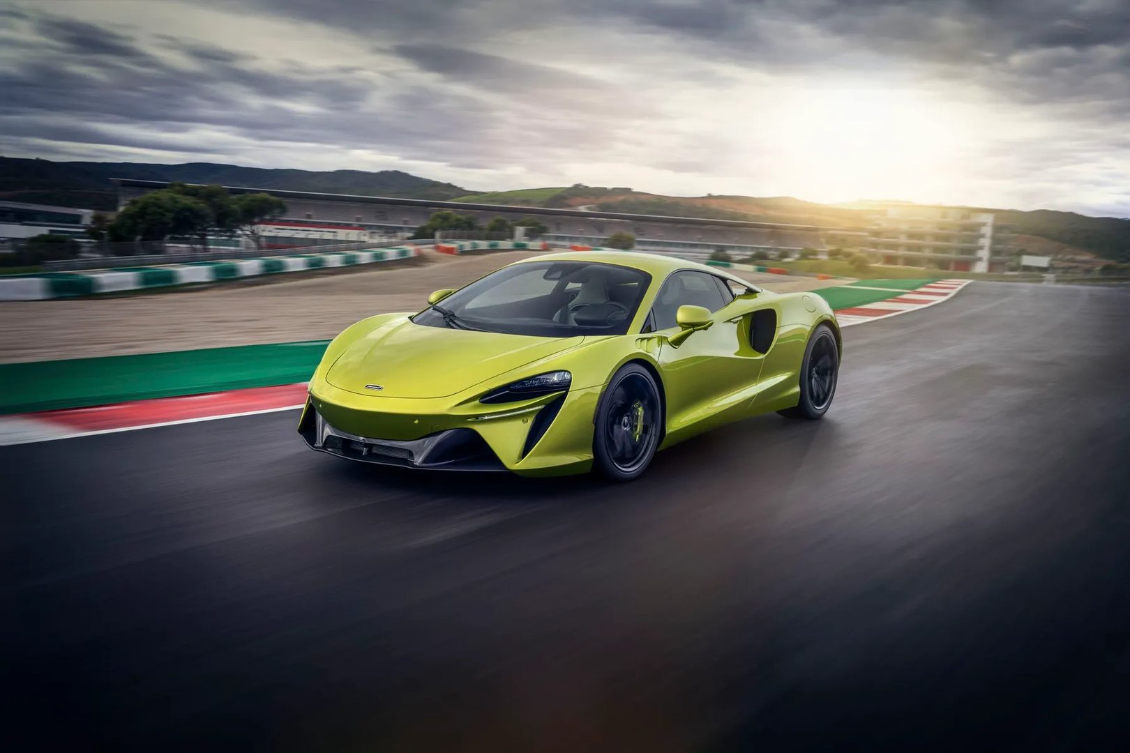 McLaren_Artura_1_generation__Coupe__6.jpg