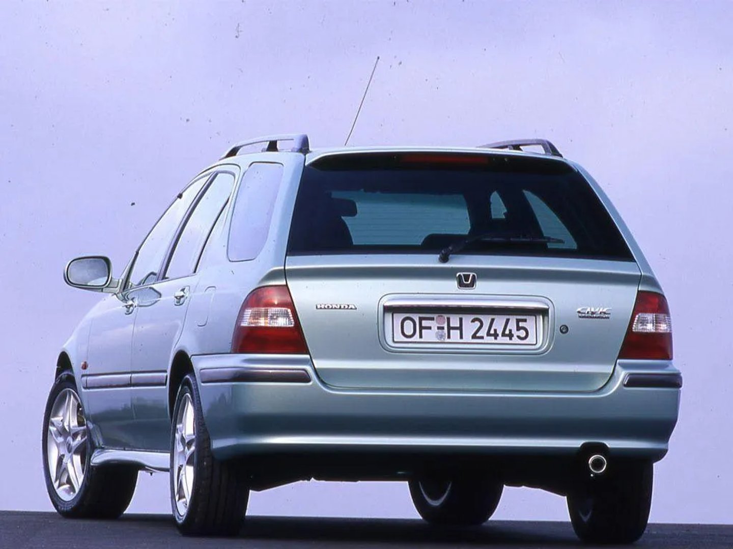 Honda_Civic_6_generation__Estate_5-door__2.jpg