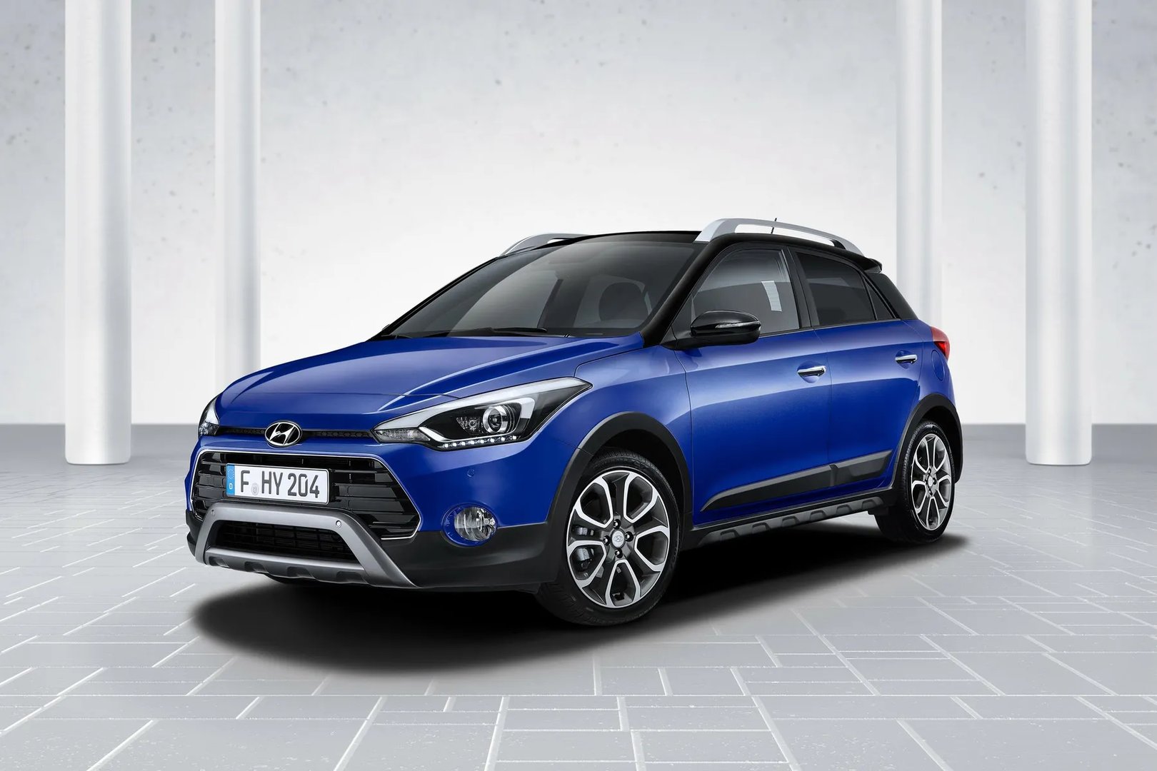 1 generation, restyling 